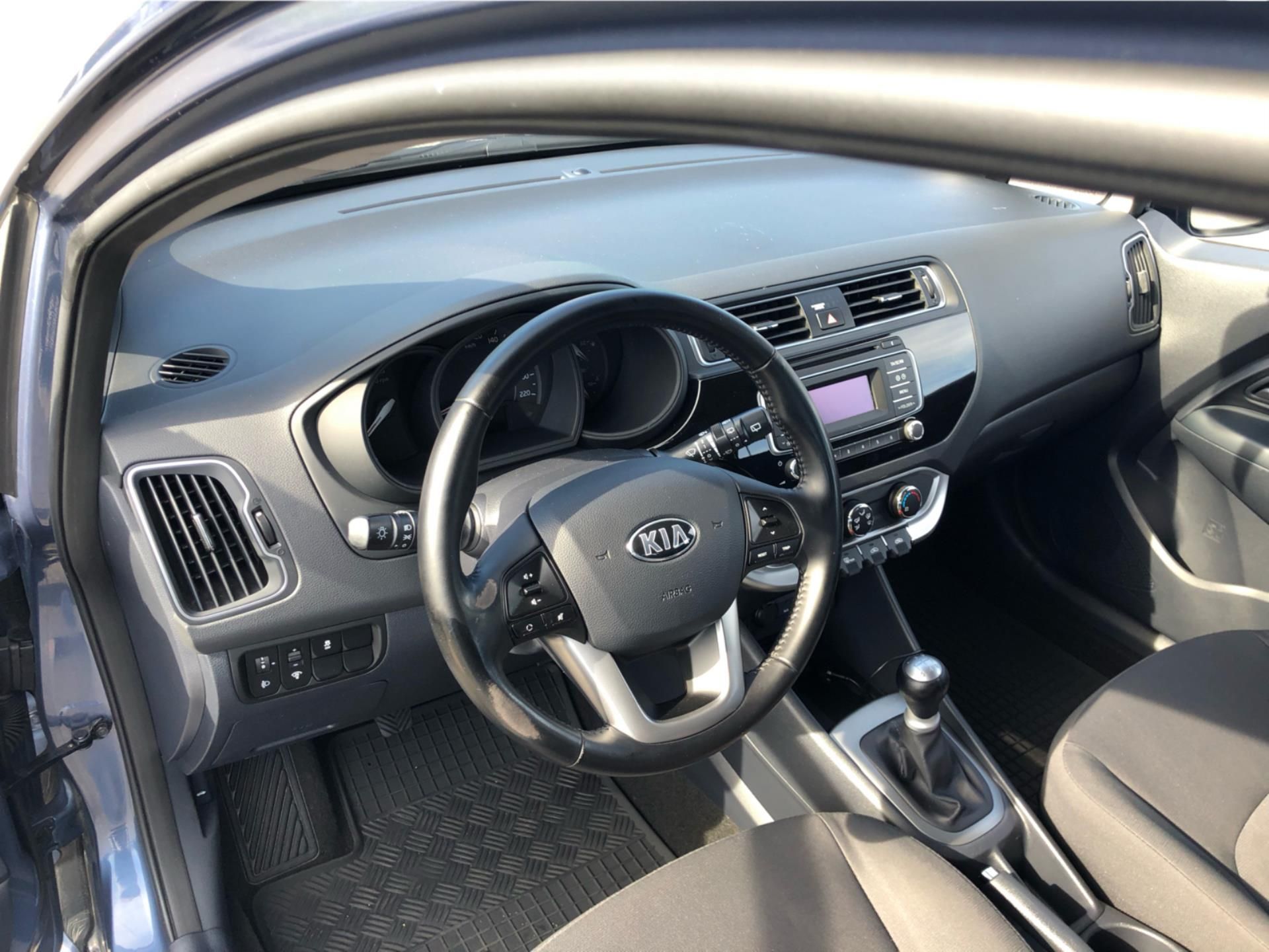 Kia Rio, 1.25 CVVT 63 kW - fotka 5