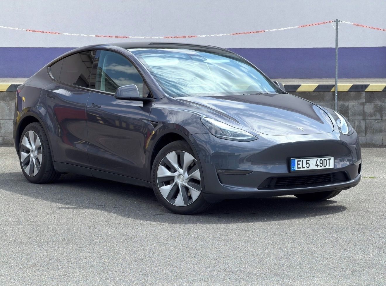 Tesla Model Y - fotka 3
