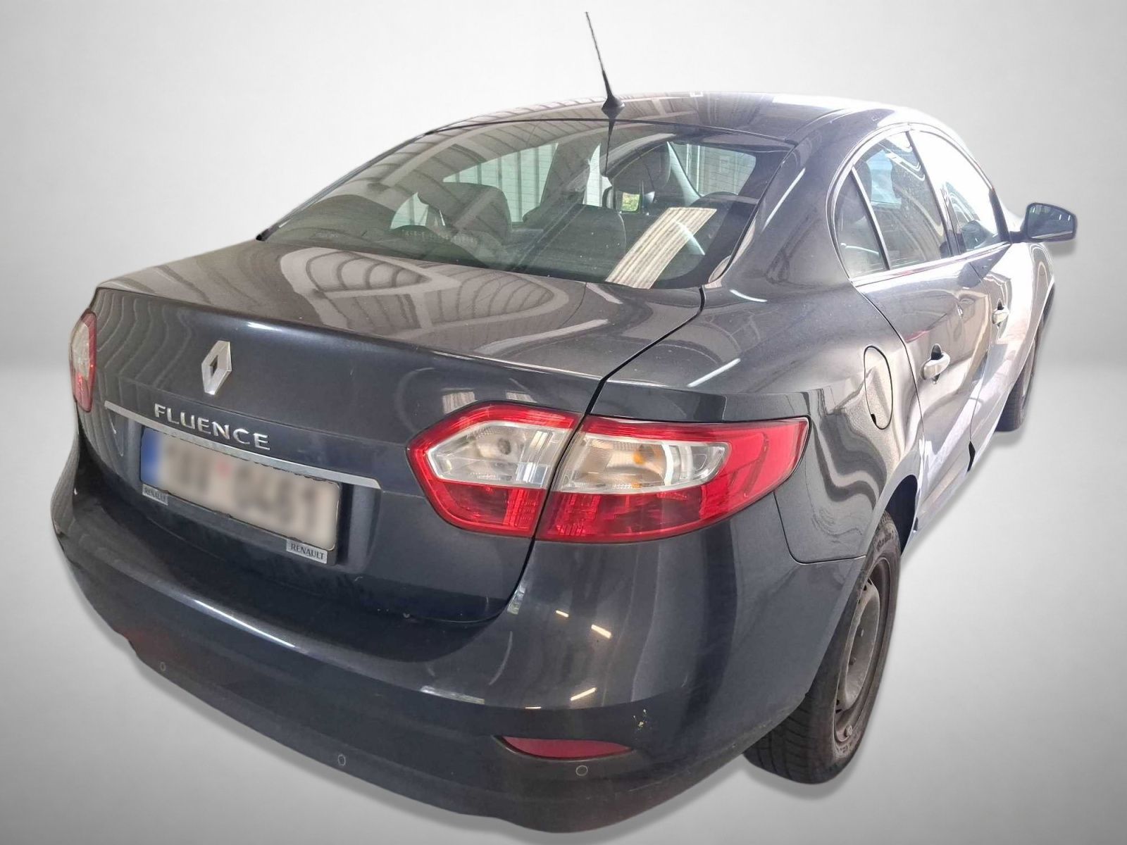 Renault Fluence, 1.6 16V, ČR,1.maj - fotka 2
