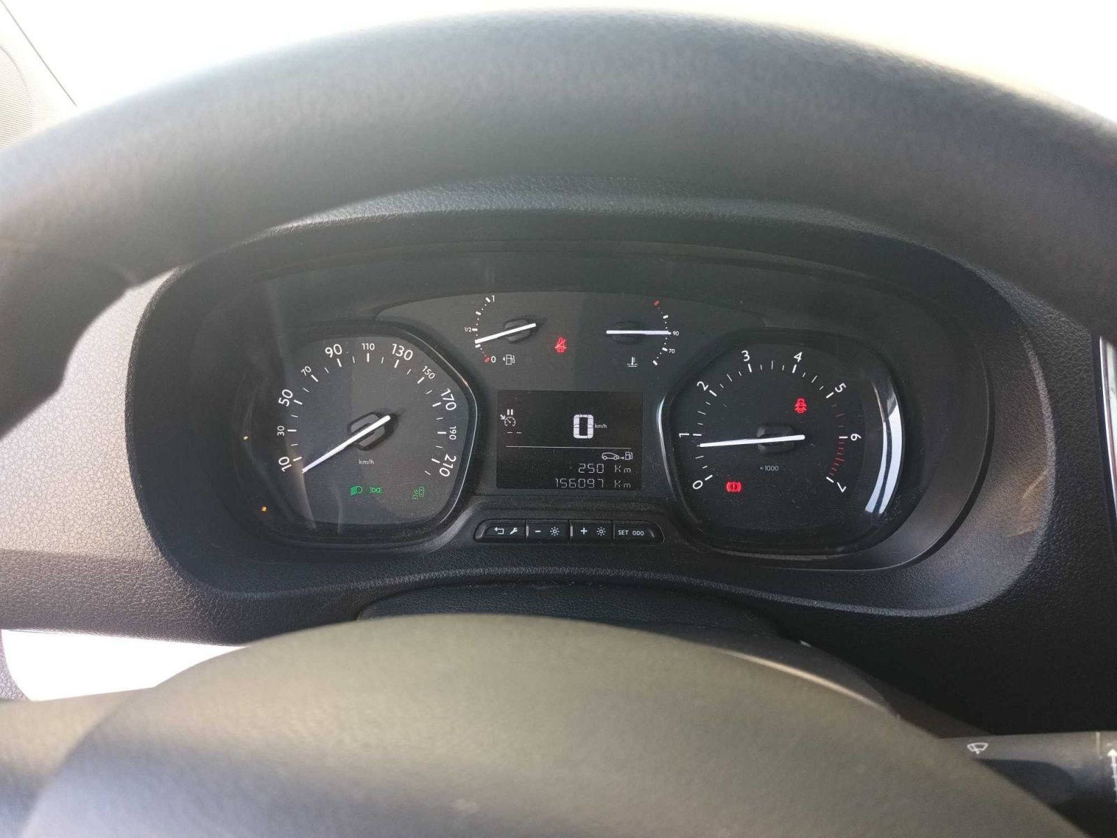 Citroën SpaceTourer, 1.6 BlueHDi, Klima, ČR, DPH - fotka 3