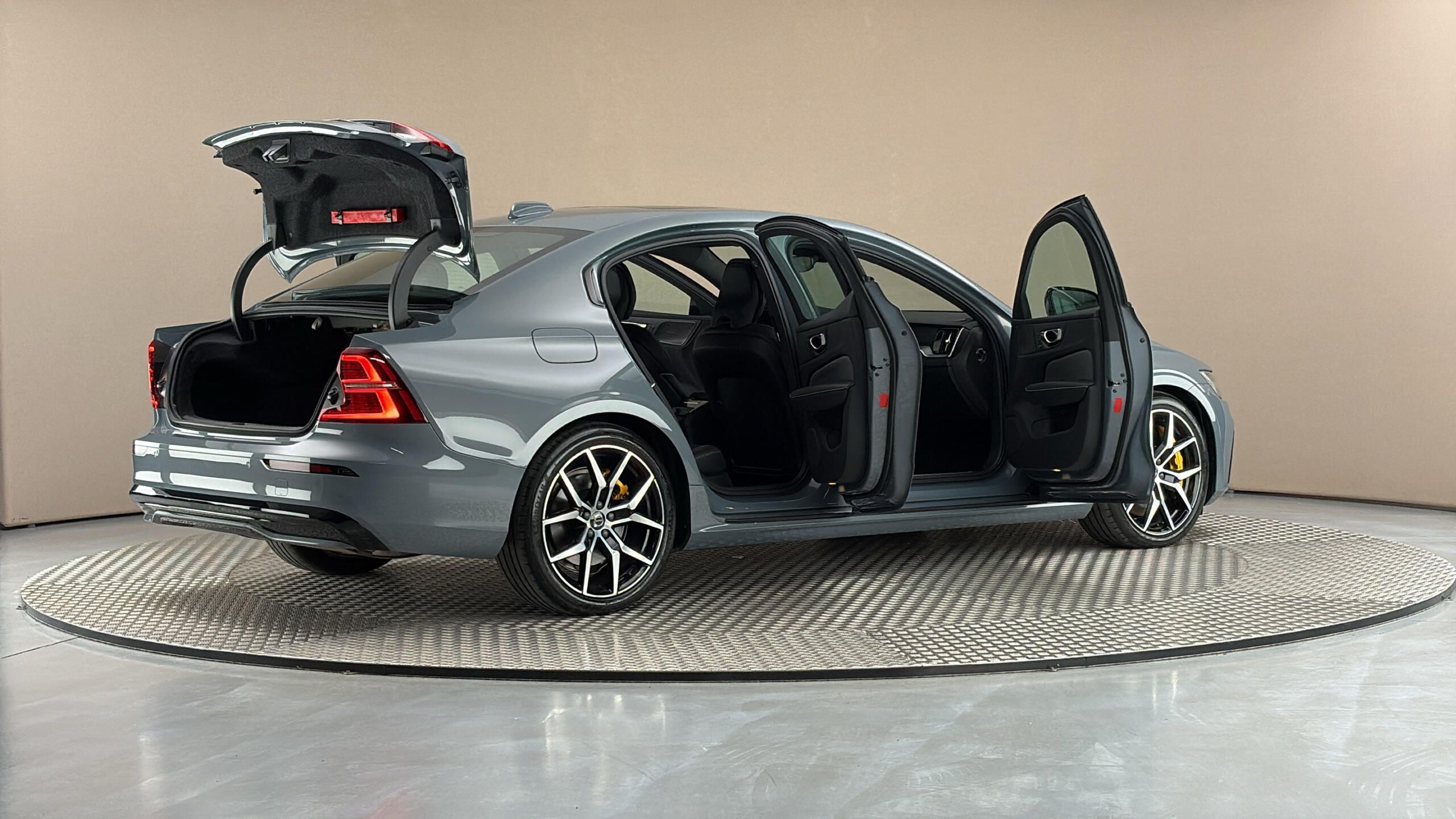 Volvo S60, 2.0 AUT AWD Polestar Engineere - fotka 6
