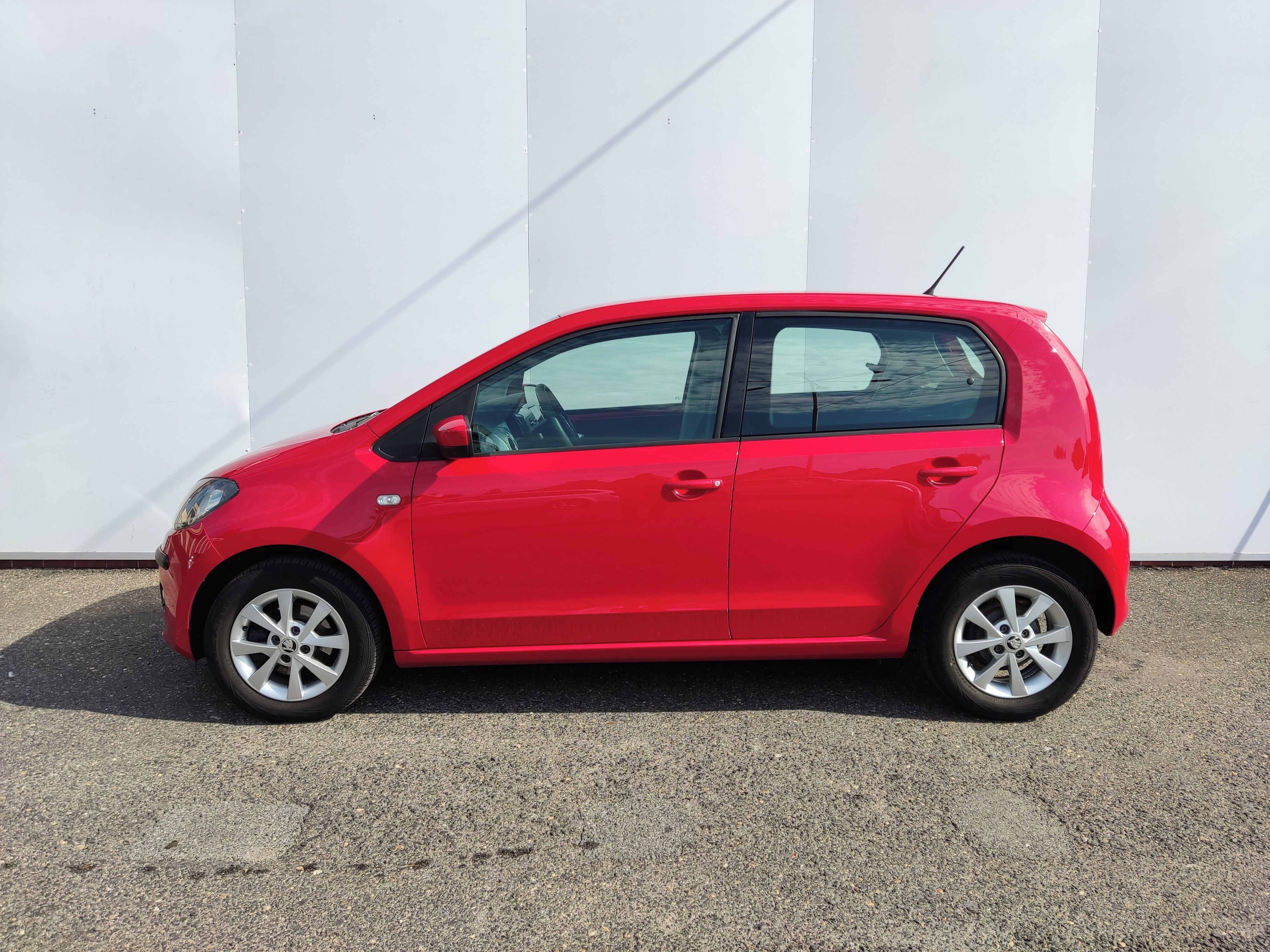Škoda Citigo, 1.0 MPI 44 kW 5D Style - fotka 3