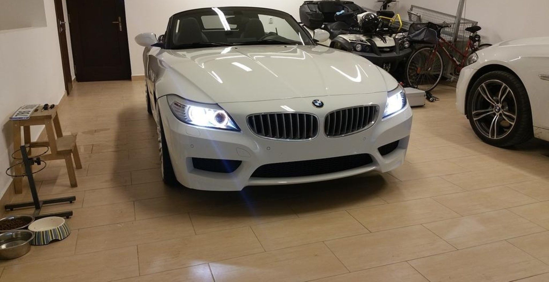 BMW Z4, 2.3i - fotka 2