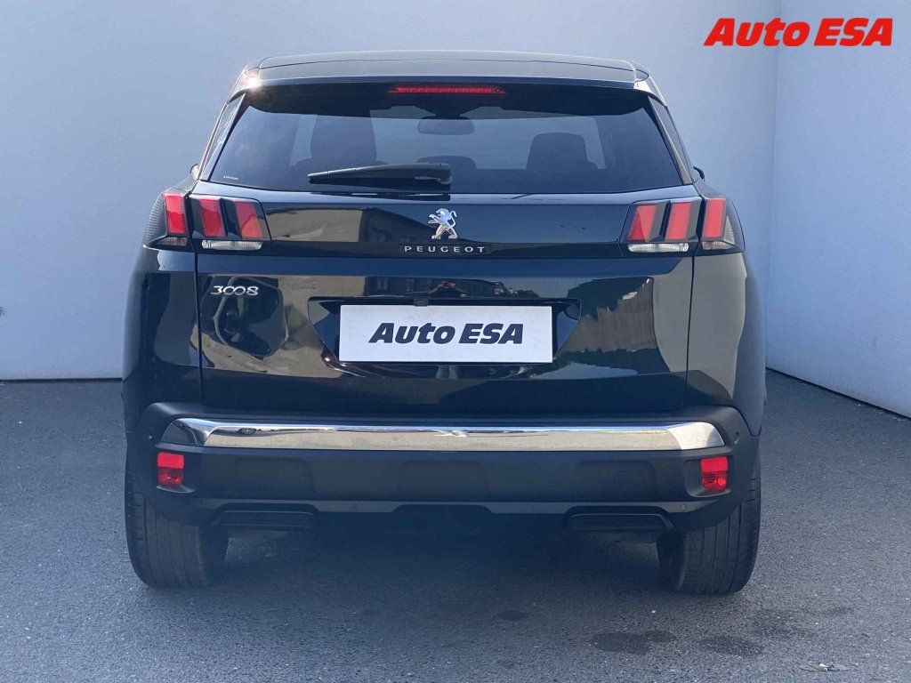 Peugeot 3008, 1.2,navi - fotka 5