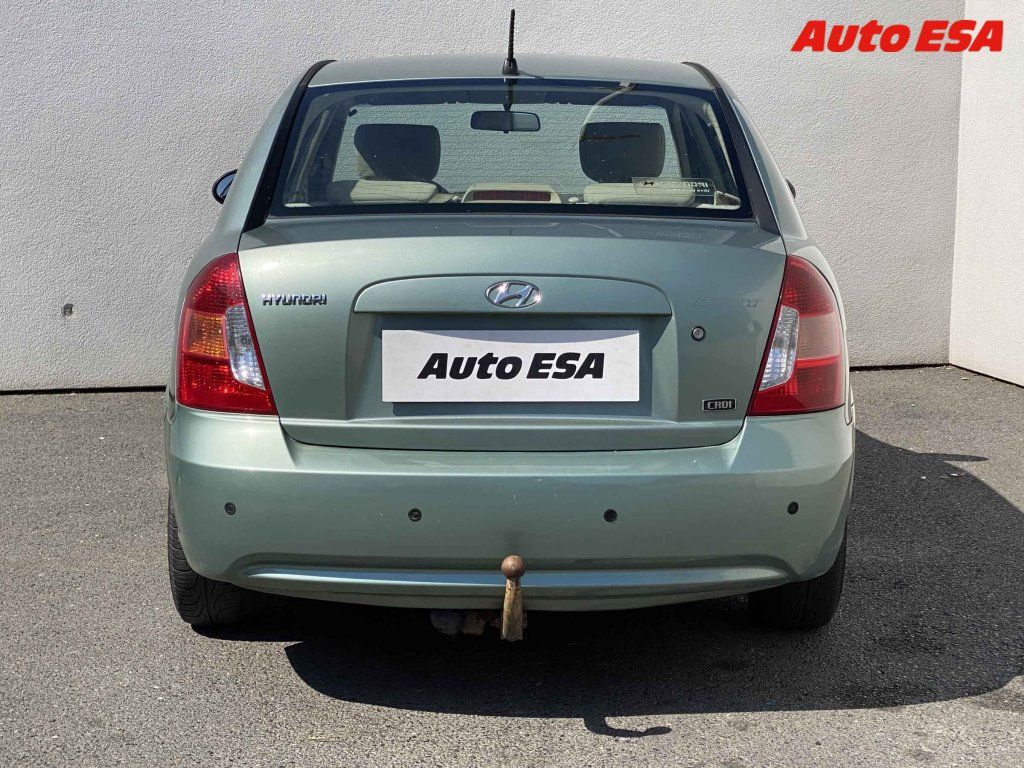 Hyundai Accent, 1.5 CRDi,1.maj,ČR,TZ - fotka 5