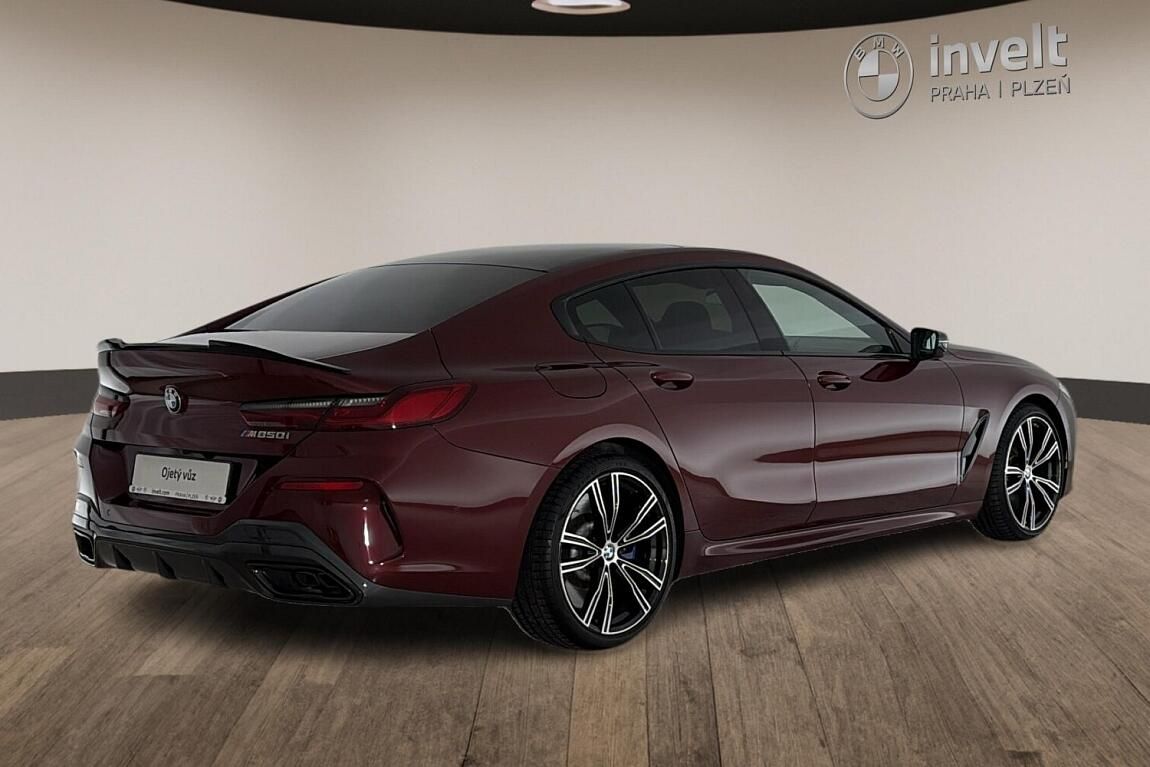 BMW Řada 8, M850i xDrive - fotka 3