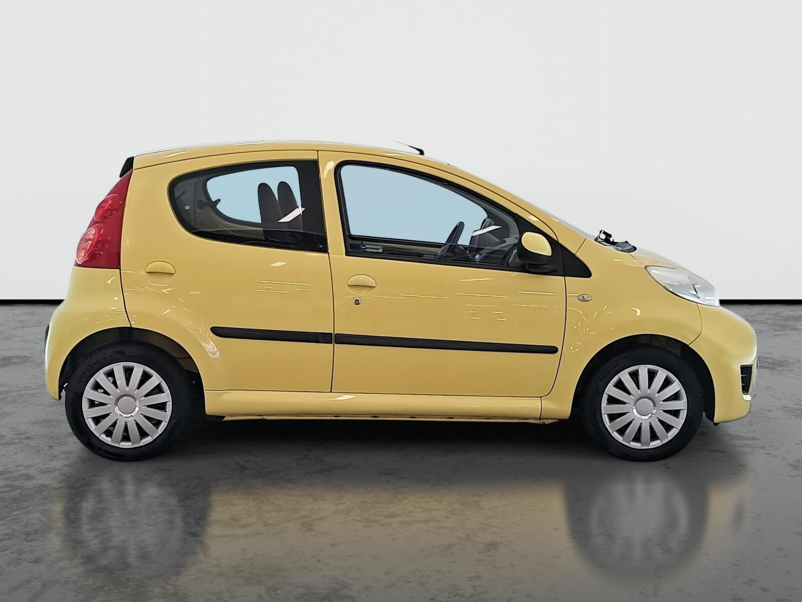 Peugeot 107, 1.0, ČR,1.maj, po STK - fotka 6