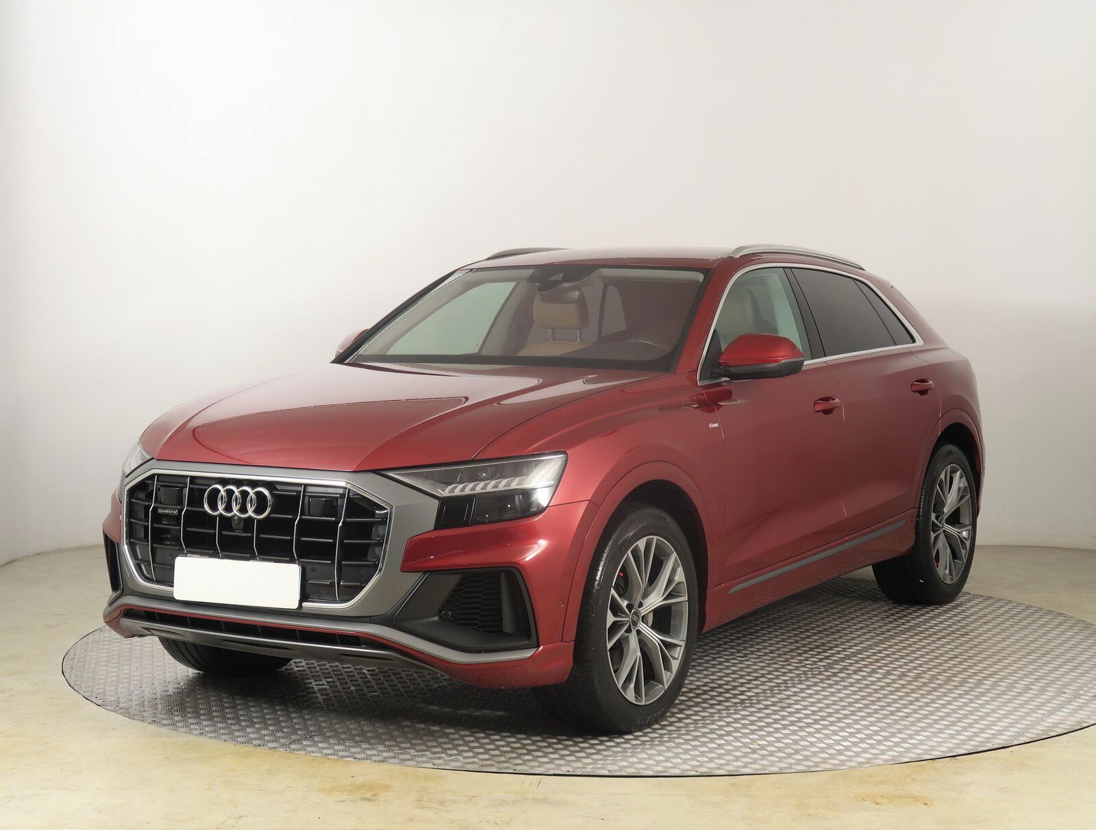 Audi Q8, 50 TDI, S-Line - fotka 2