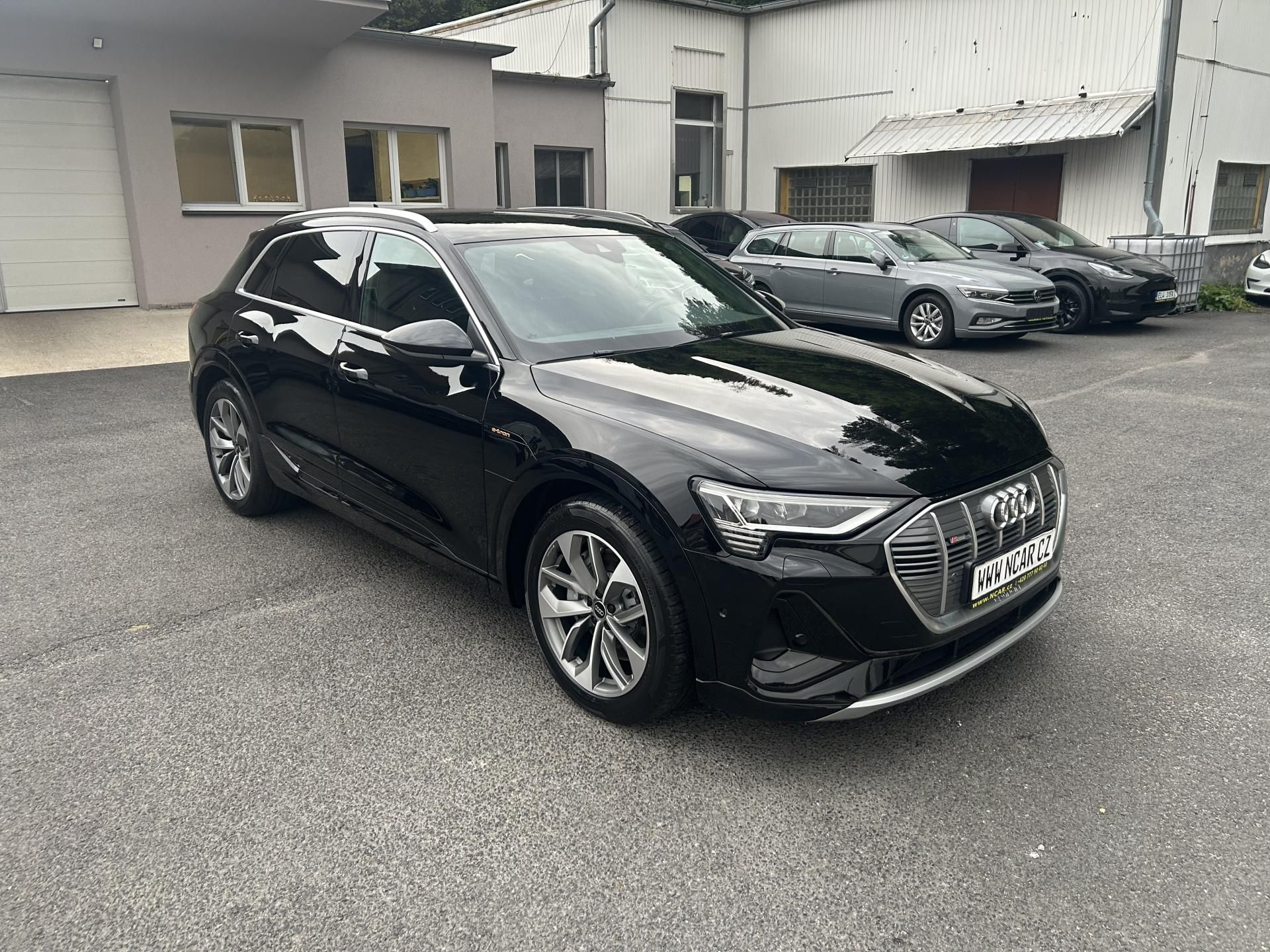 Audi e-tron, 55 QUATTRO 300kw S LINE SOH97% - fotka 3
