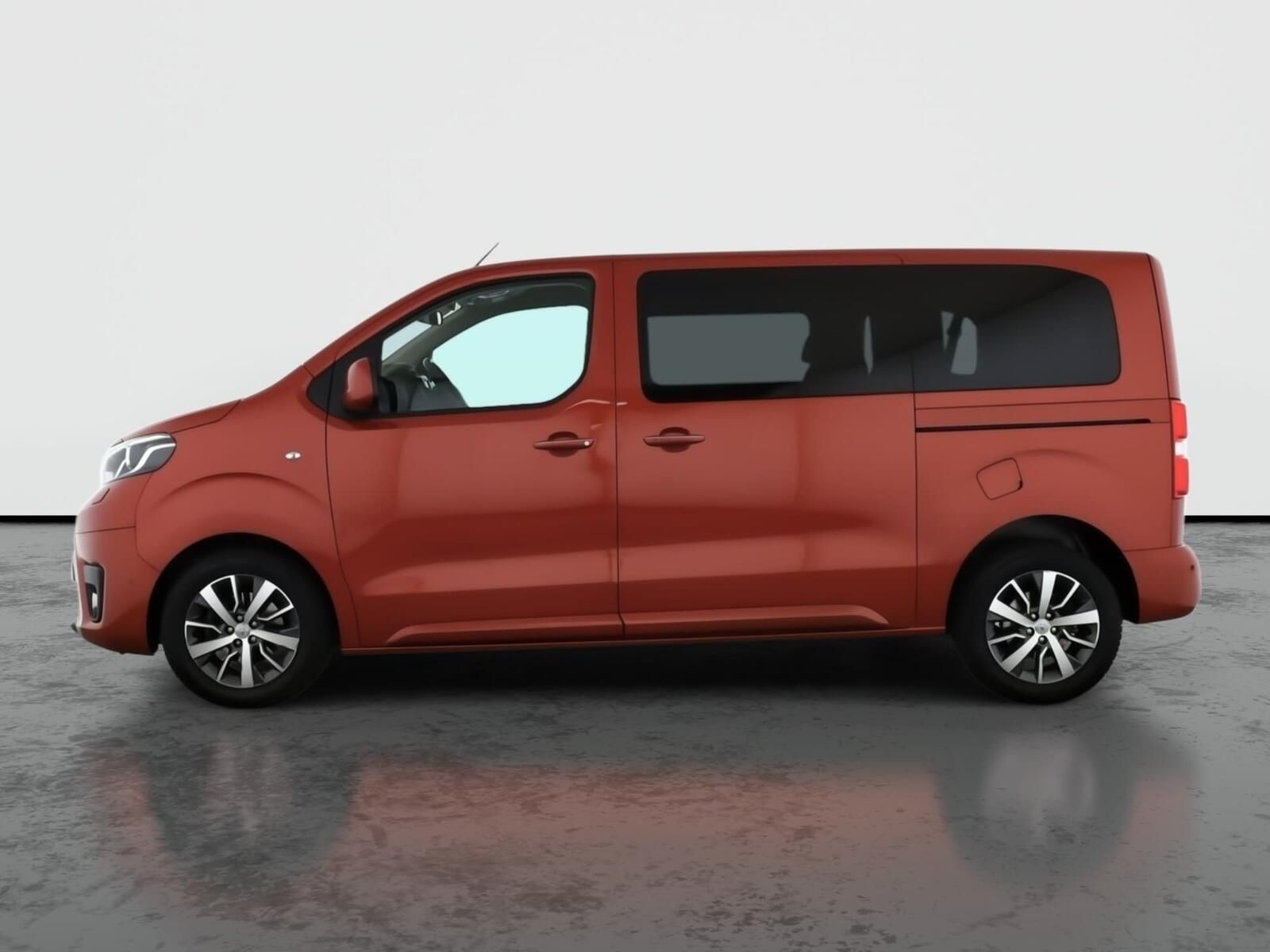 Toyota Proace Verso, 2.0 D-4D, Family, 5 míst, L1 - fotka 3