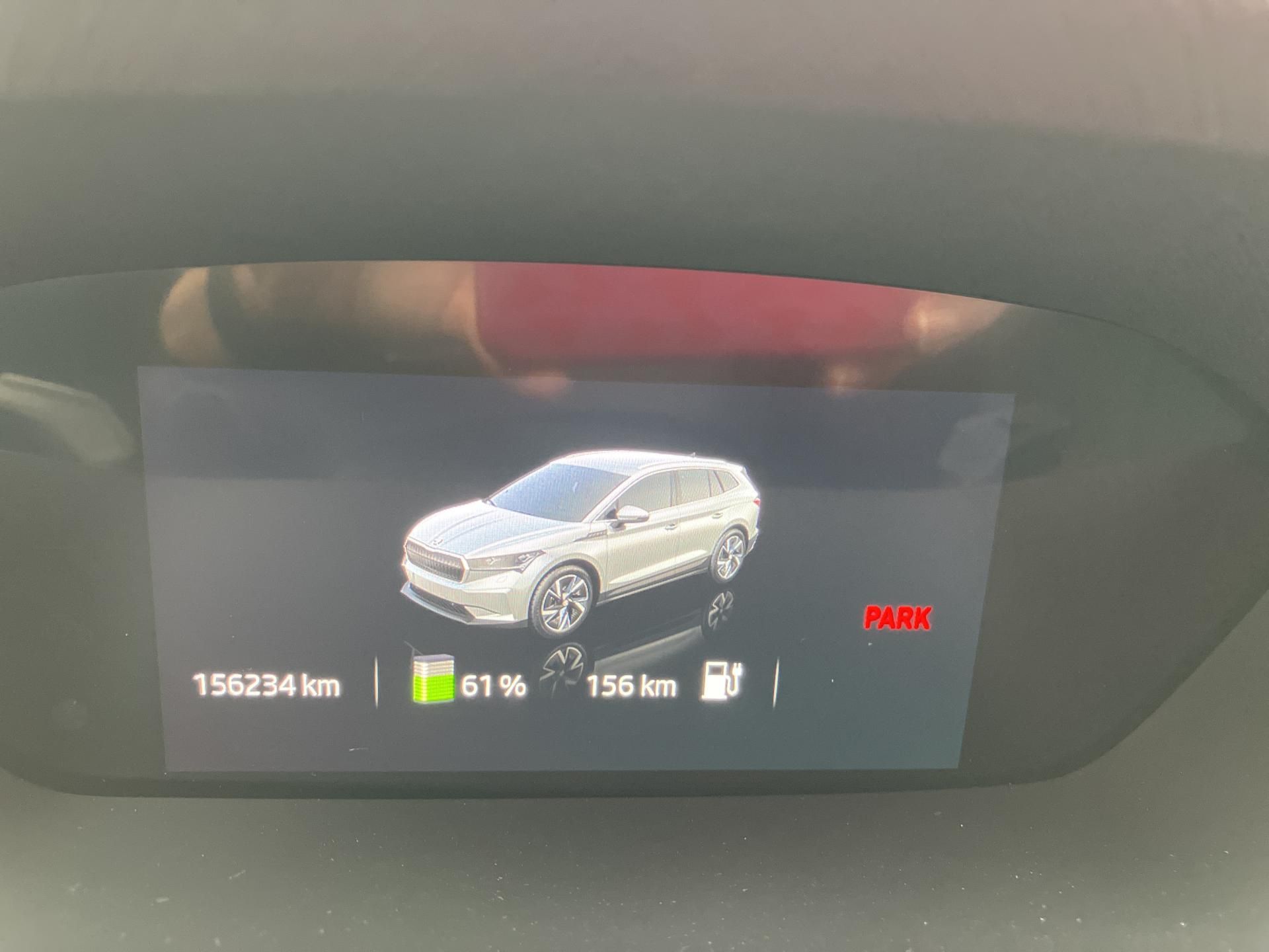 Škoda Enyaq, iV 80 LOFT 15kw TZ SOH 96% - fotka 6
