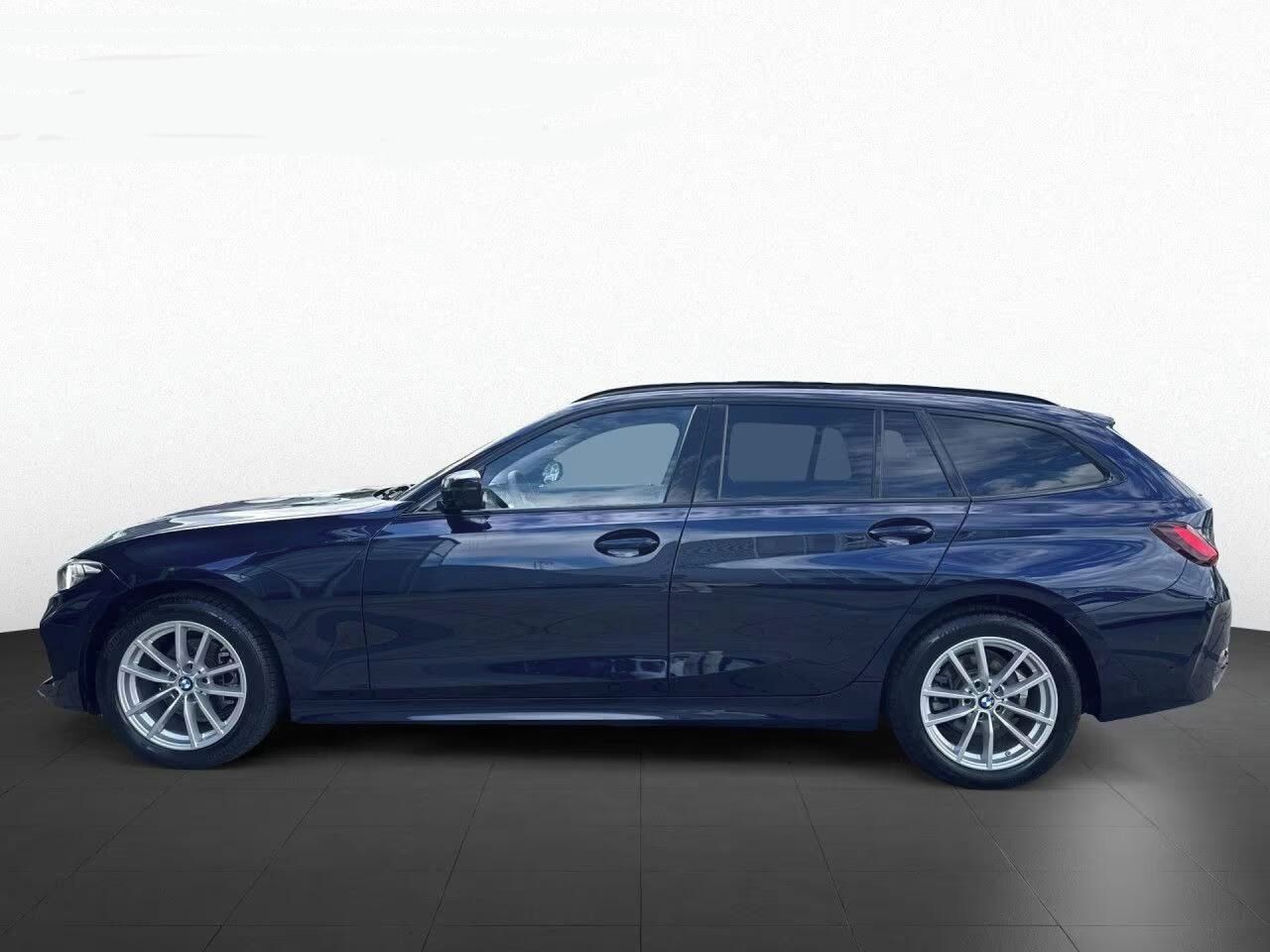 BMW Řada 3, 318 d Touring M Shadow Line - fotka 5
