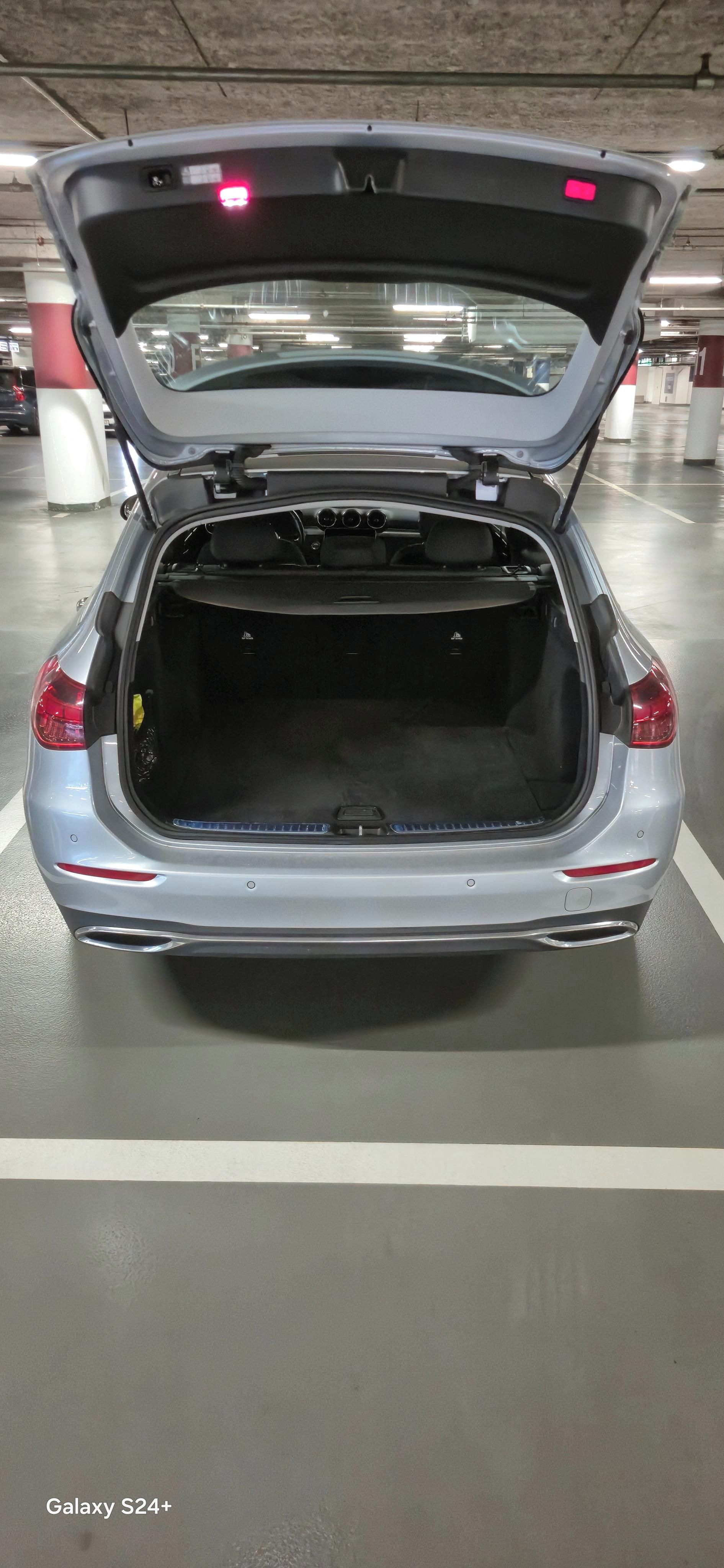 Mercedes-Benz Třídy C, Mercedes-Benz C 220 záruka - fotka 4