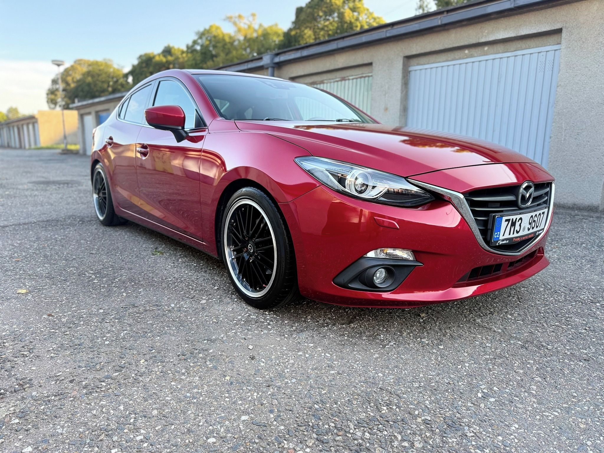 Mazda 3, 2.0 SkyActiv-G, 2 sady kol - fotka 4