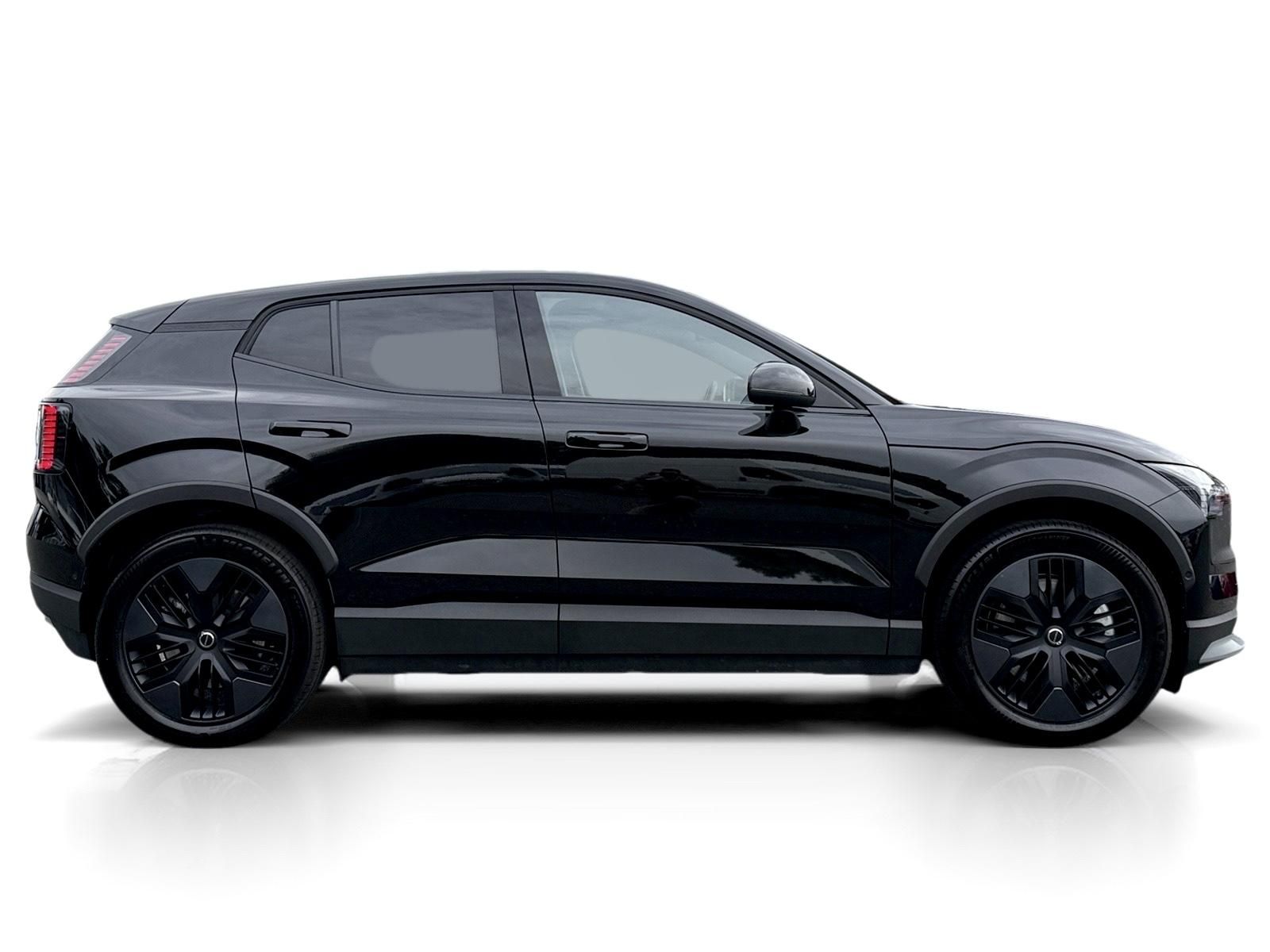 Volvo EX30, P8 CC AWD ULTRA / + sada pneu - fotka 6
