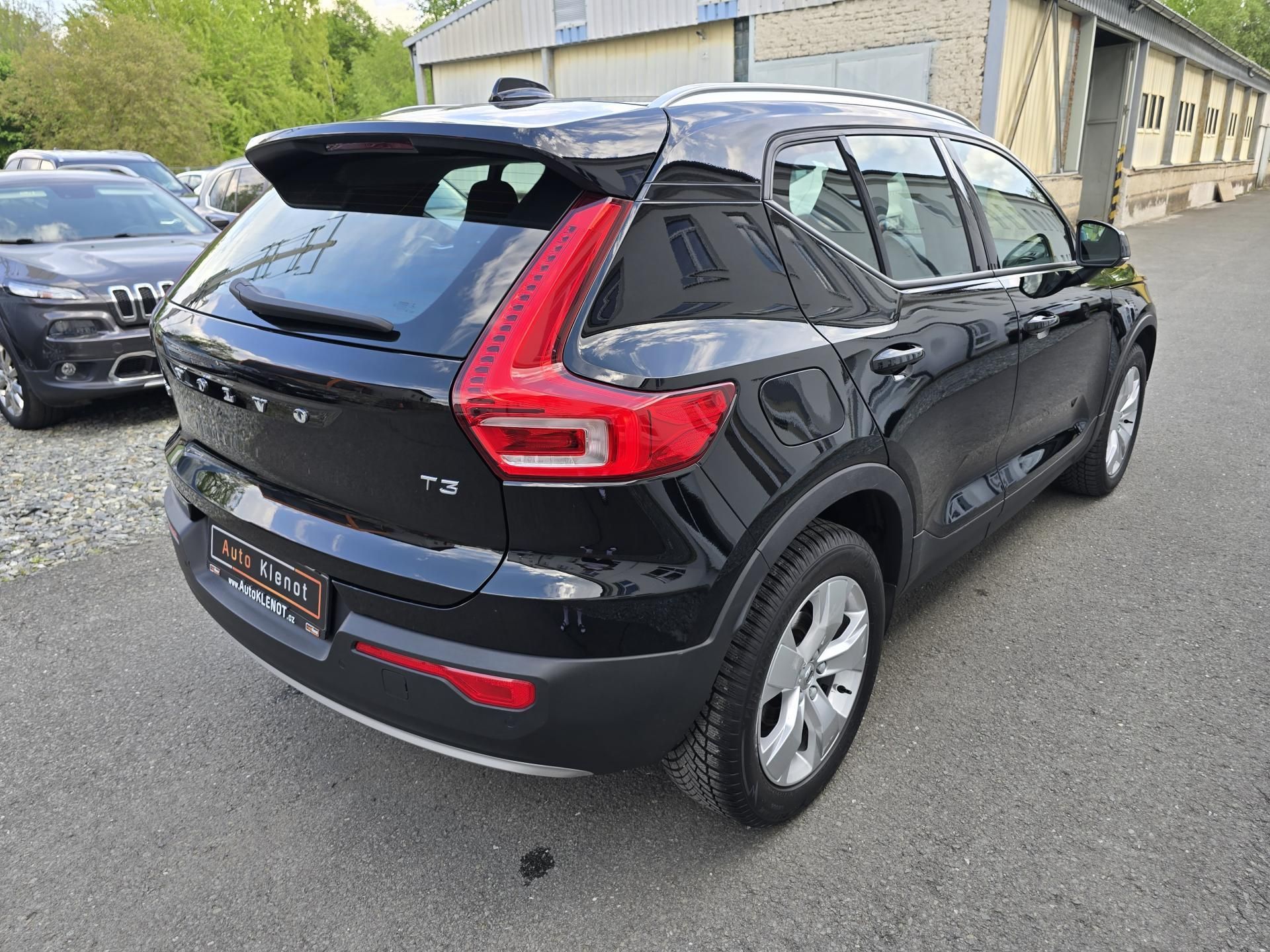 Volvo XC40, 120kW T3 AUTOMAT LED KAMER DPH - fotka 4