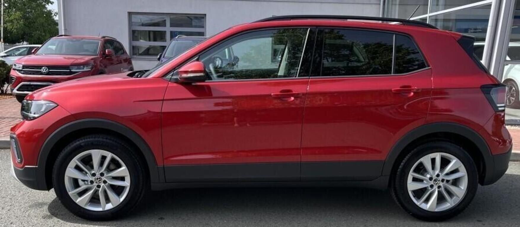 Volkswagen T-Cross, Love 1.0 TSI 85 kW 6G 85 kW - fotka 2