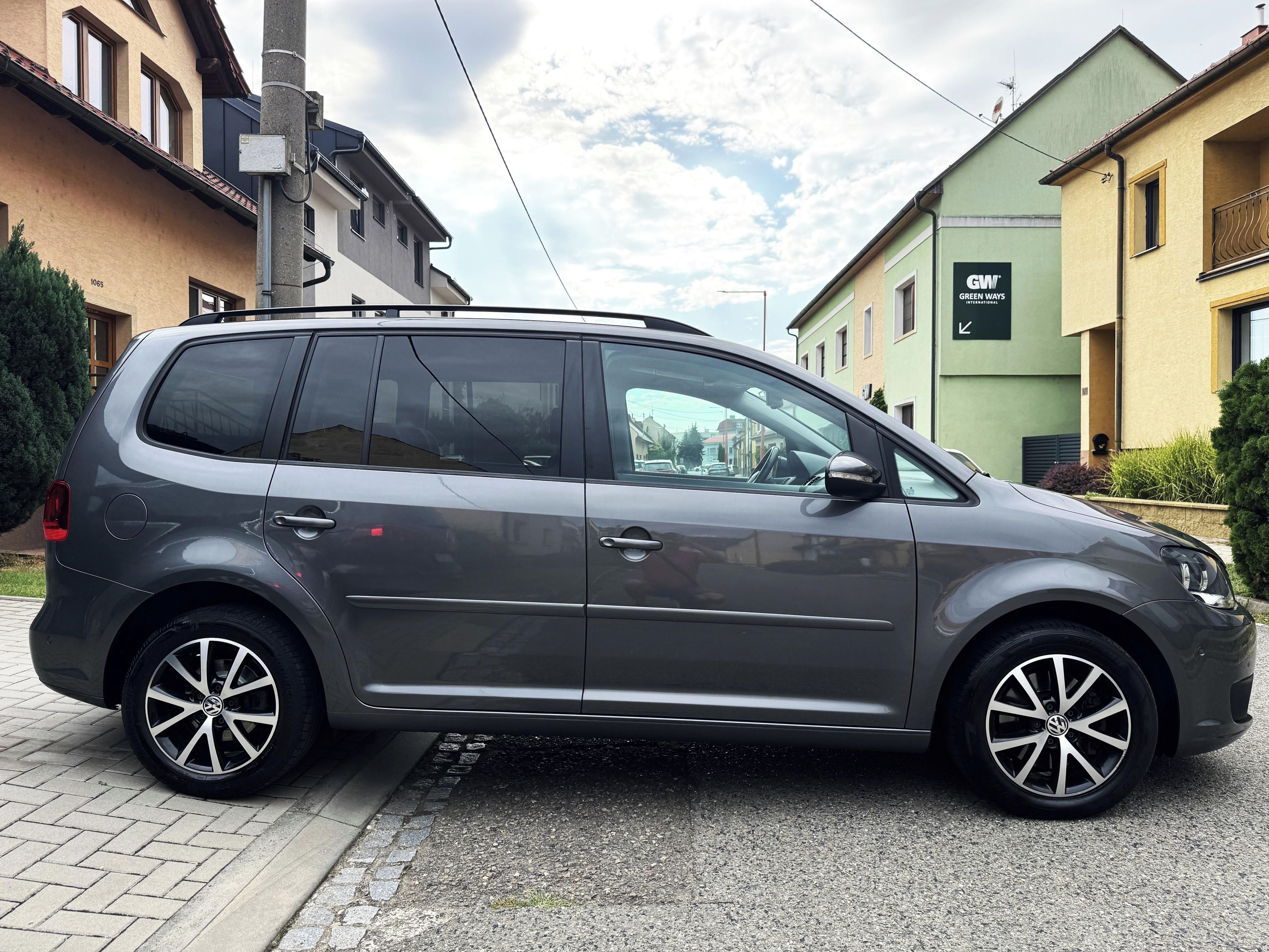 Volkswagen Touran, 2.0TDI 7-MÍST, AUT.KLIMA, ALU, - fotka 3