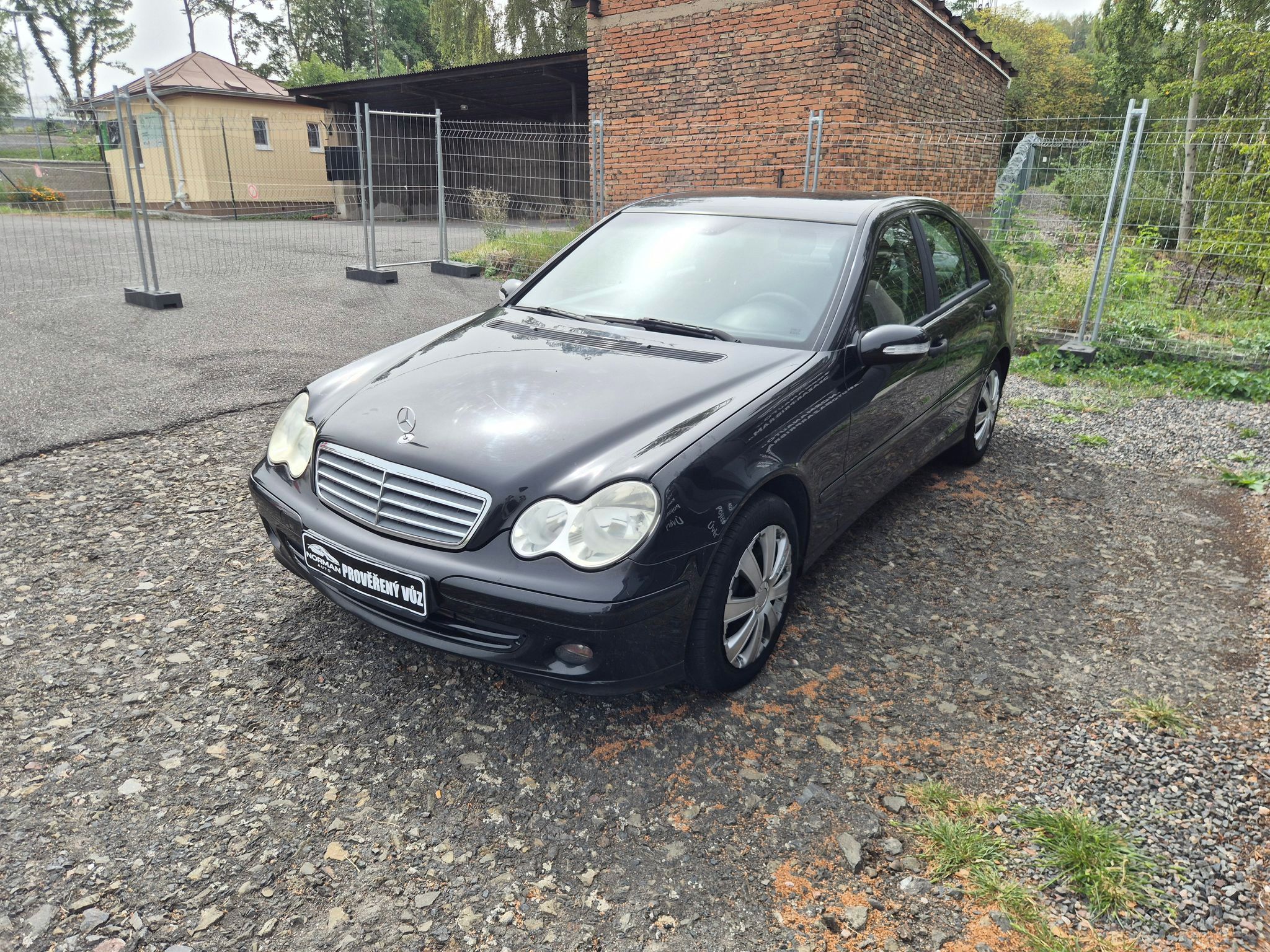 Mercedes-Benz Třídy C, C220 CDi 110Kw sedan, Klima - fotka 3