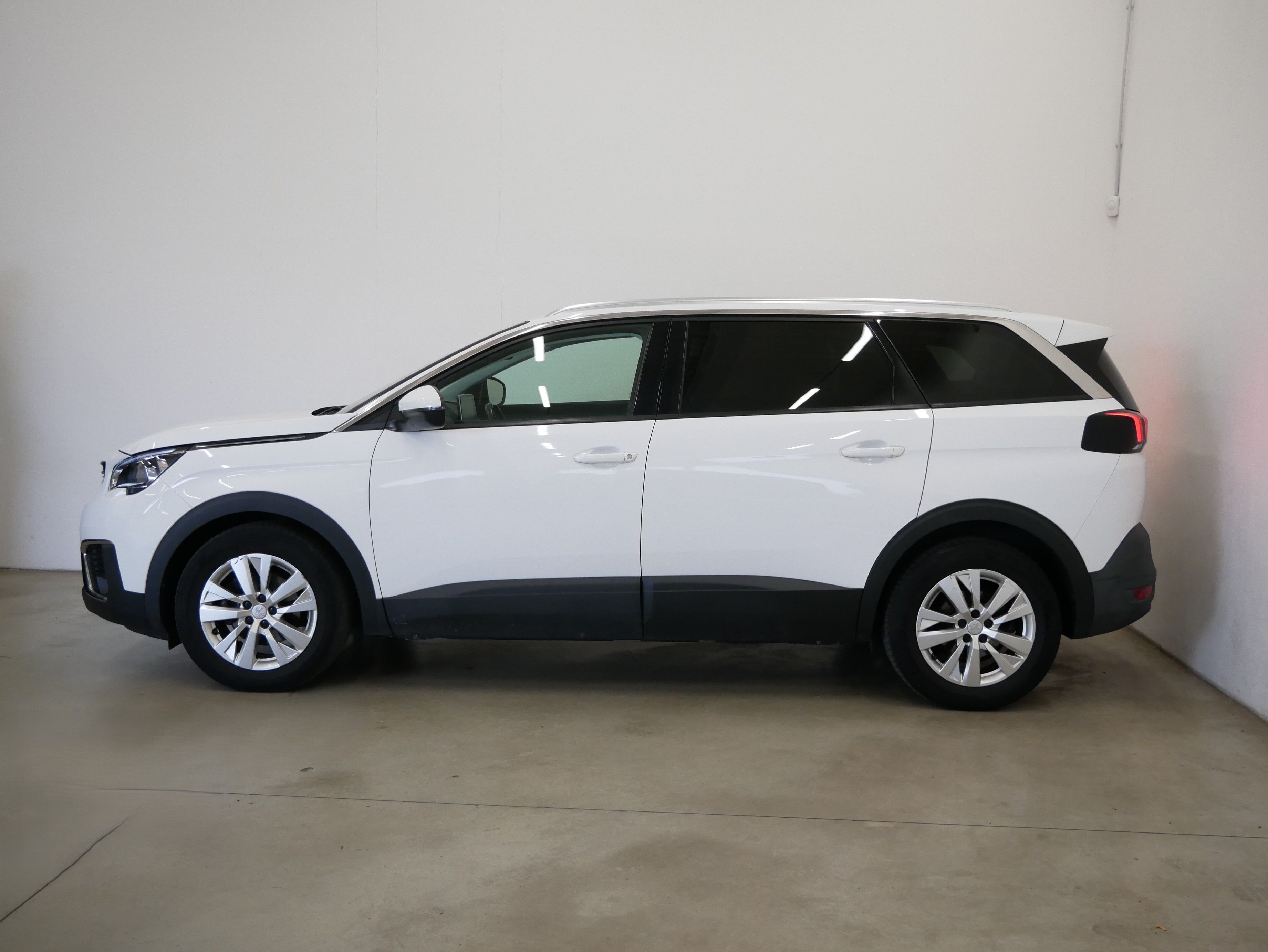 Peugeot 5008 - fotka 3