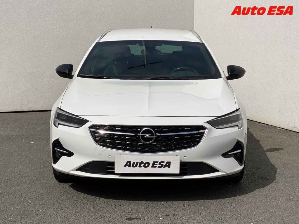 Opel Insignia, 2.0 D - fotka 2