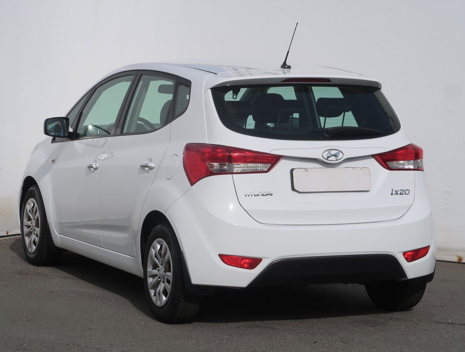 Hyundai ix20, 1.4 CVVT, Serv.kniha - fotka 4