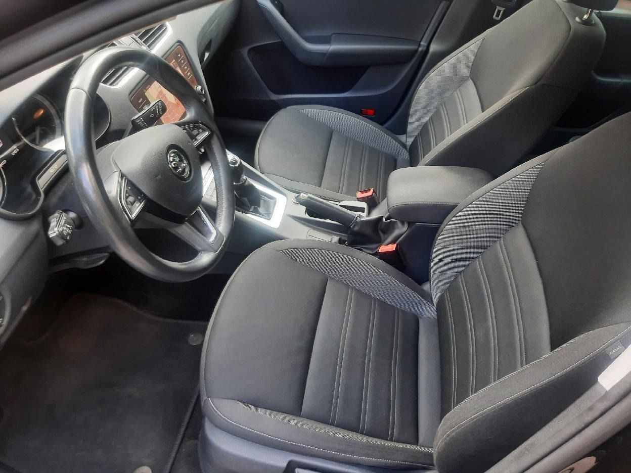 Škoda Octavia, Ambition, pouze  84.000km! - fotka 6