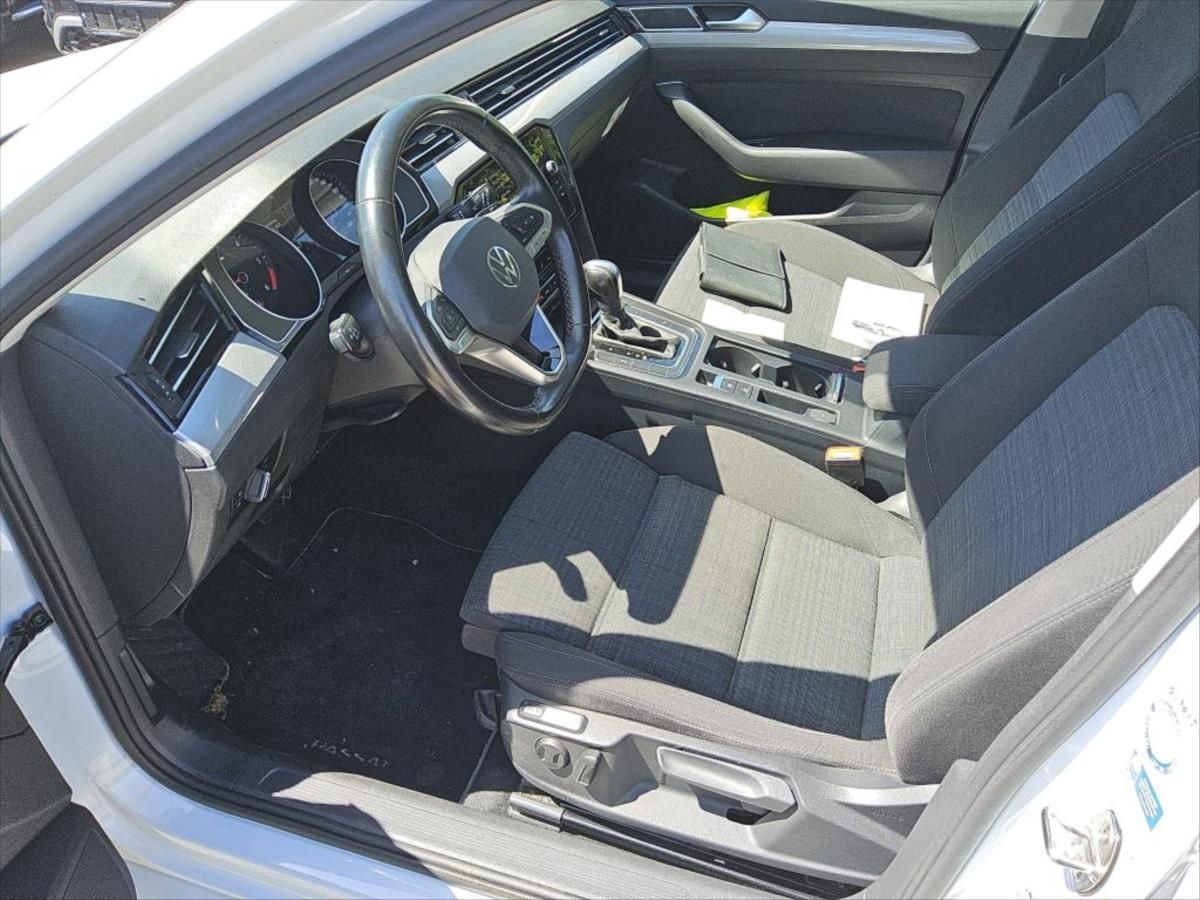 Volkswagen Passat, 2,0 - fotka 5
