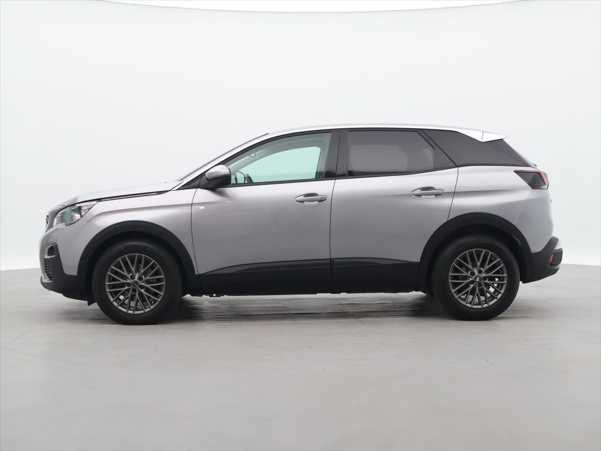 Peugeot 3008, 1,2 PT 96kW Aut.klima CZ Serv. - fotka 4