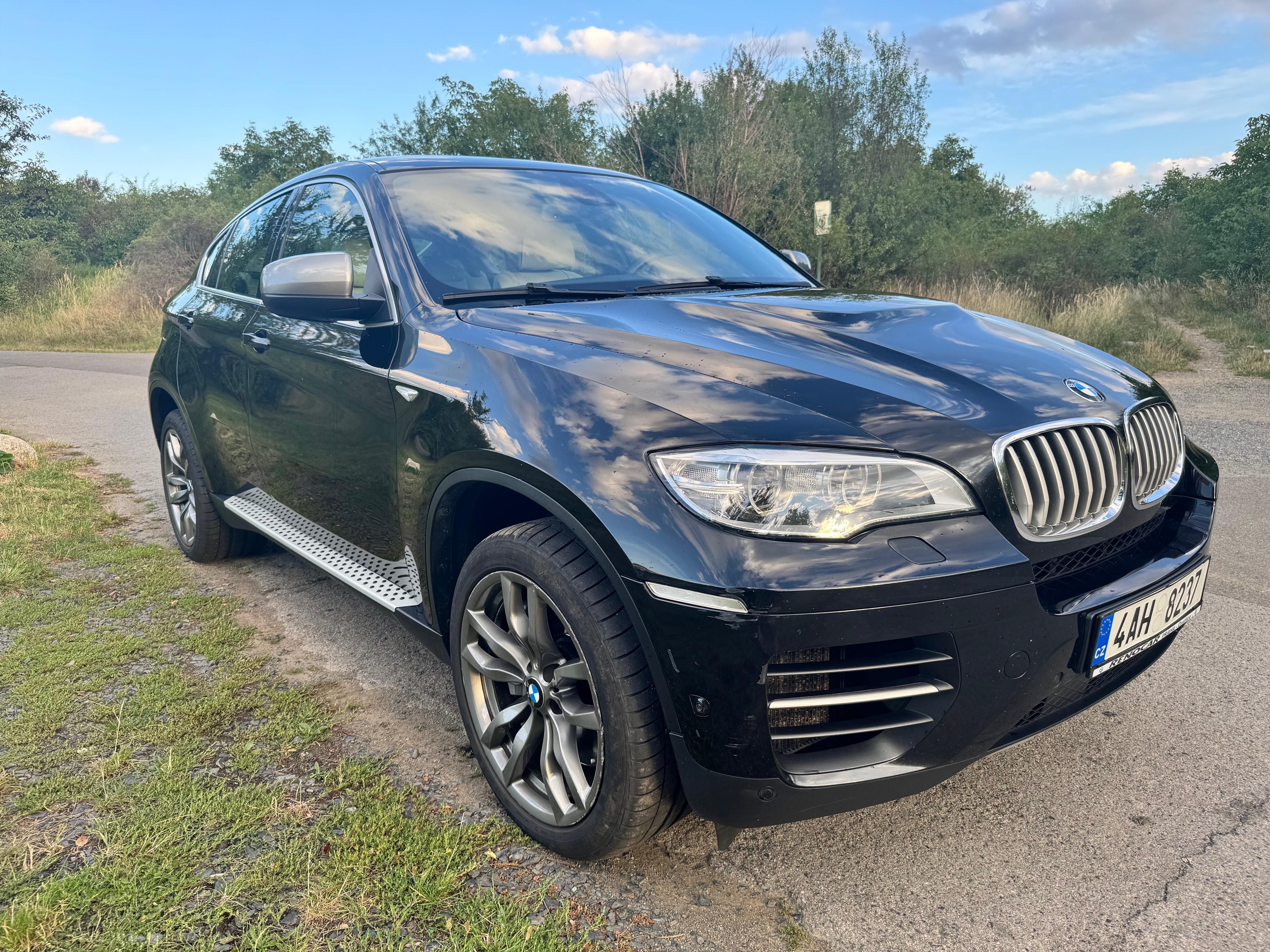 BMW X6, M50d - fotka 4