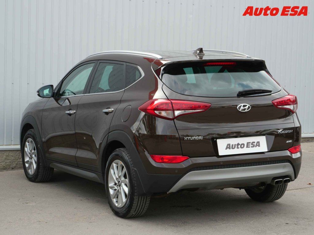 Hyundai Tucson, 2.0 CRDi,1.maj,ČR - fotka 6