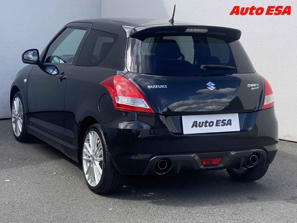Suzuki Swift, 1.6i - fotka 6