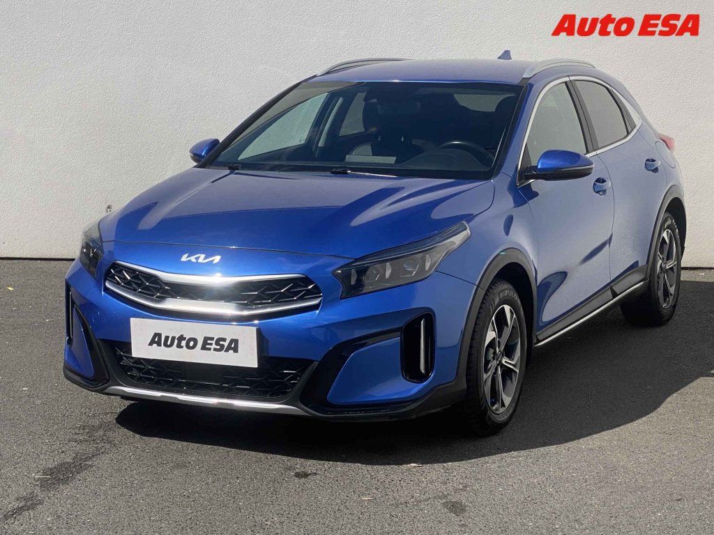 Kia XCee´d, 1.5 TGDi,ČR,Exclusive - fotka 3
