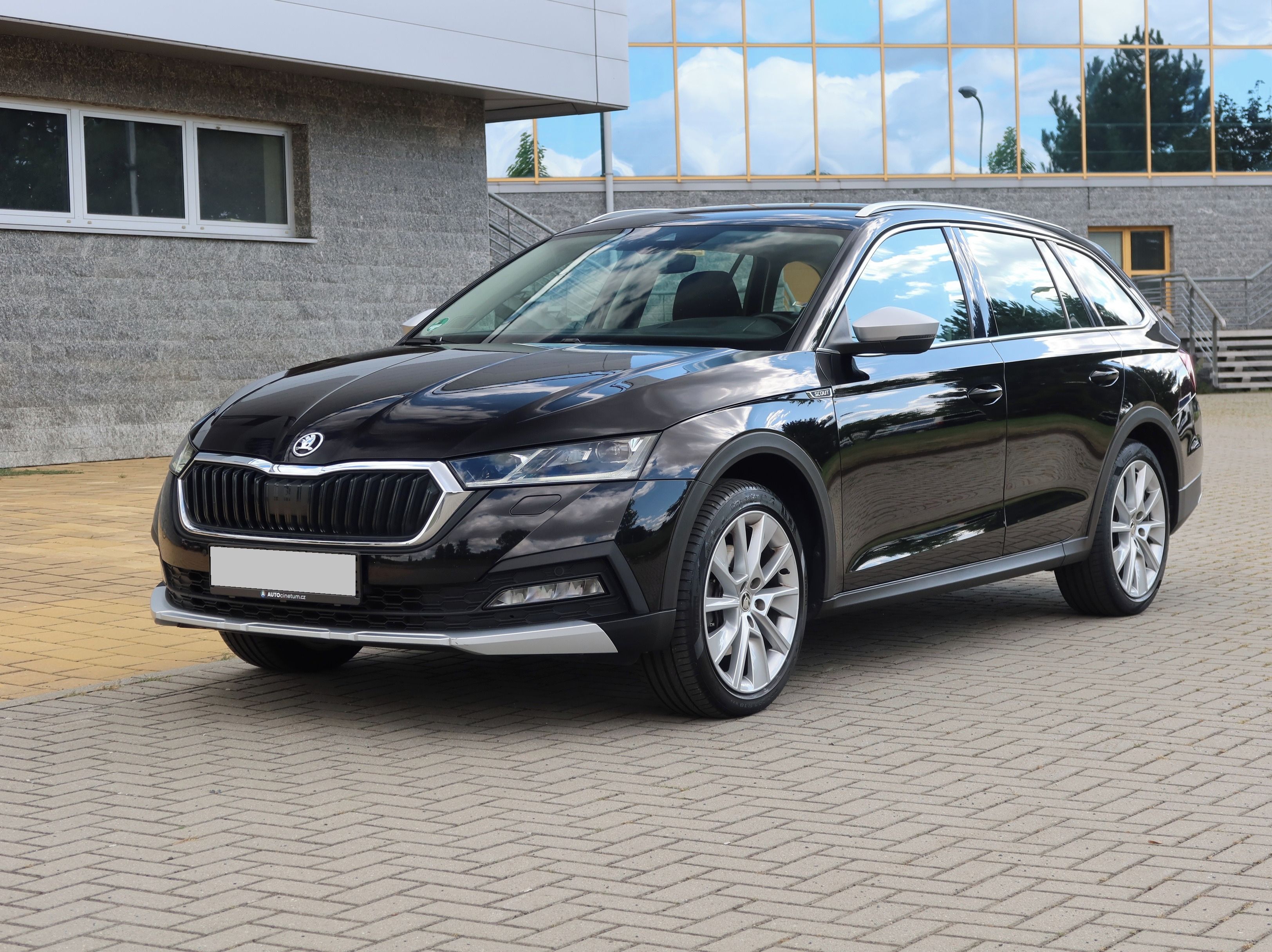 Škoda Octavia, Scout 2.0 TDI 110 Kw, 1.Maj - fotka 2