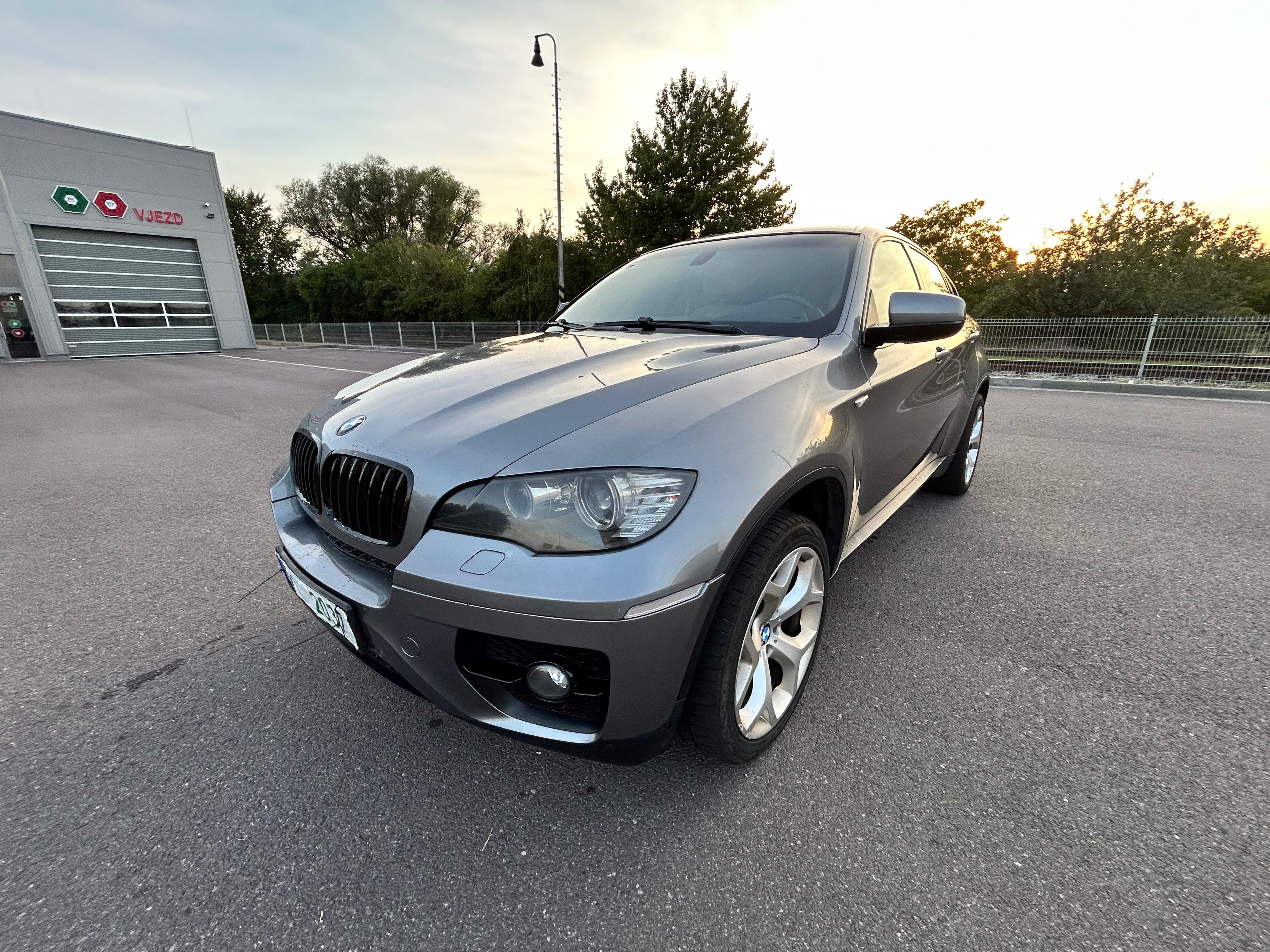 BMW X6, E71 3.0d 173 kW | M57 | 2009 - fotka 3