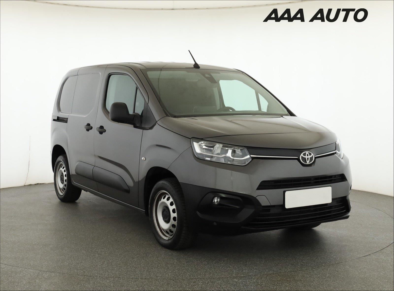 Toyota Proace City, 1.5 D-4D, L1, 3 místa