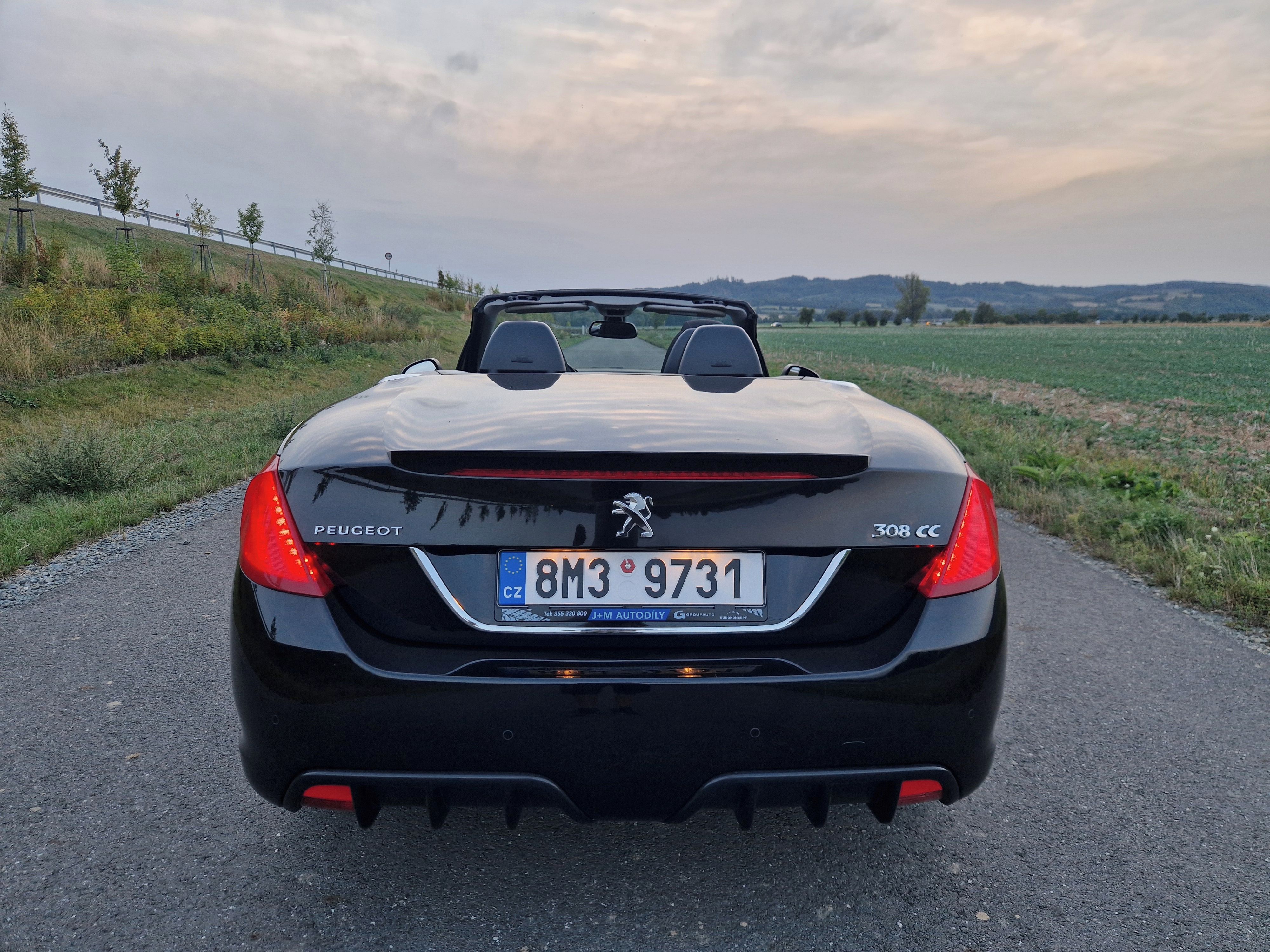 Peugeot 308, 1,6THP 115KW' Klima* Servis* - fotka 6