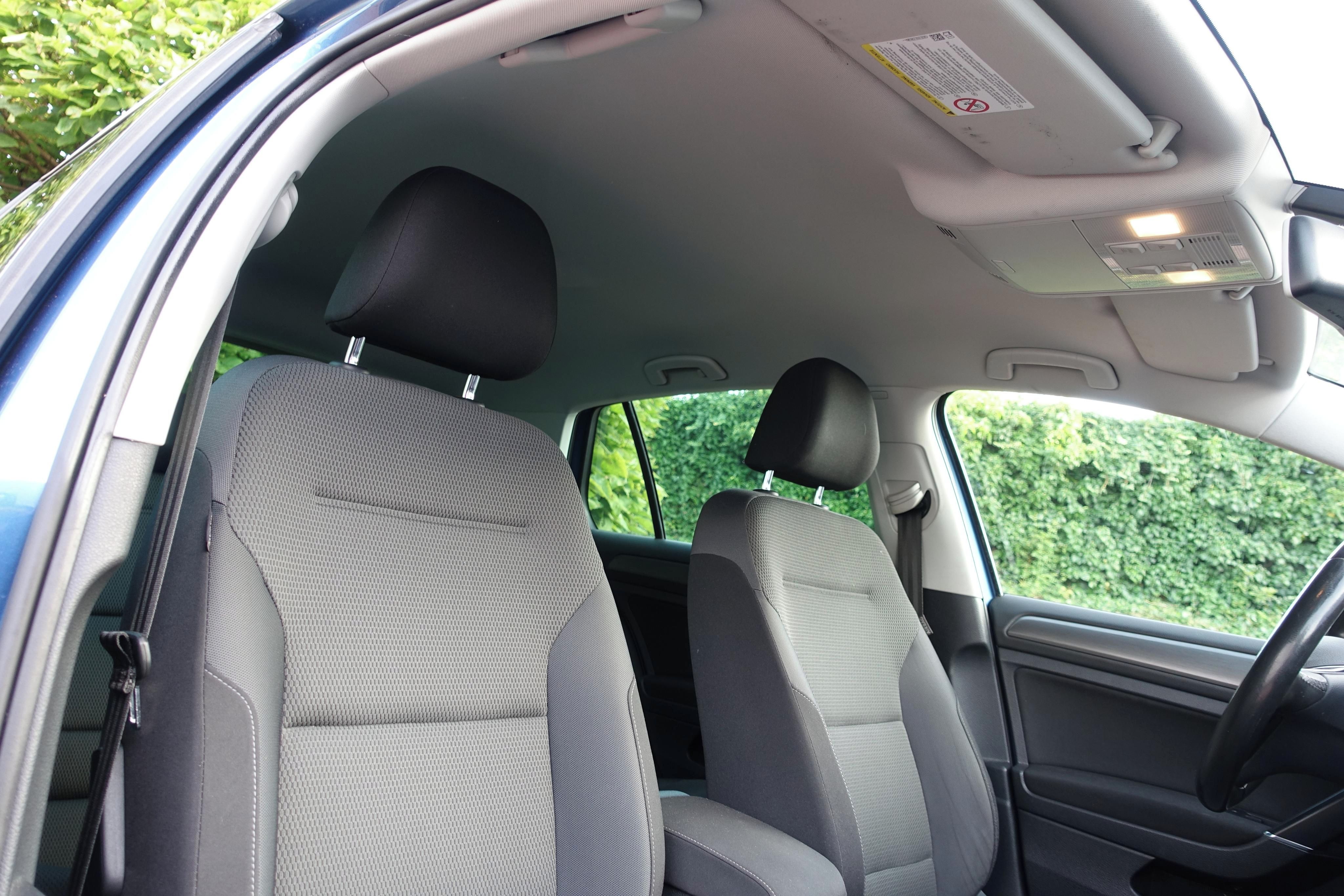 Volkswagen Golf, 1.4 TSi 90kw,garáž,tažné TOP - fotka 6