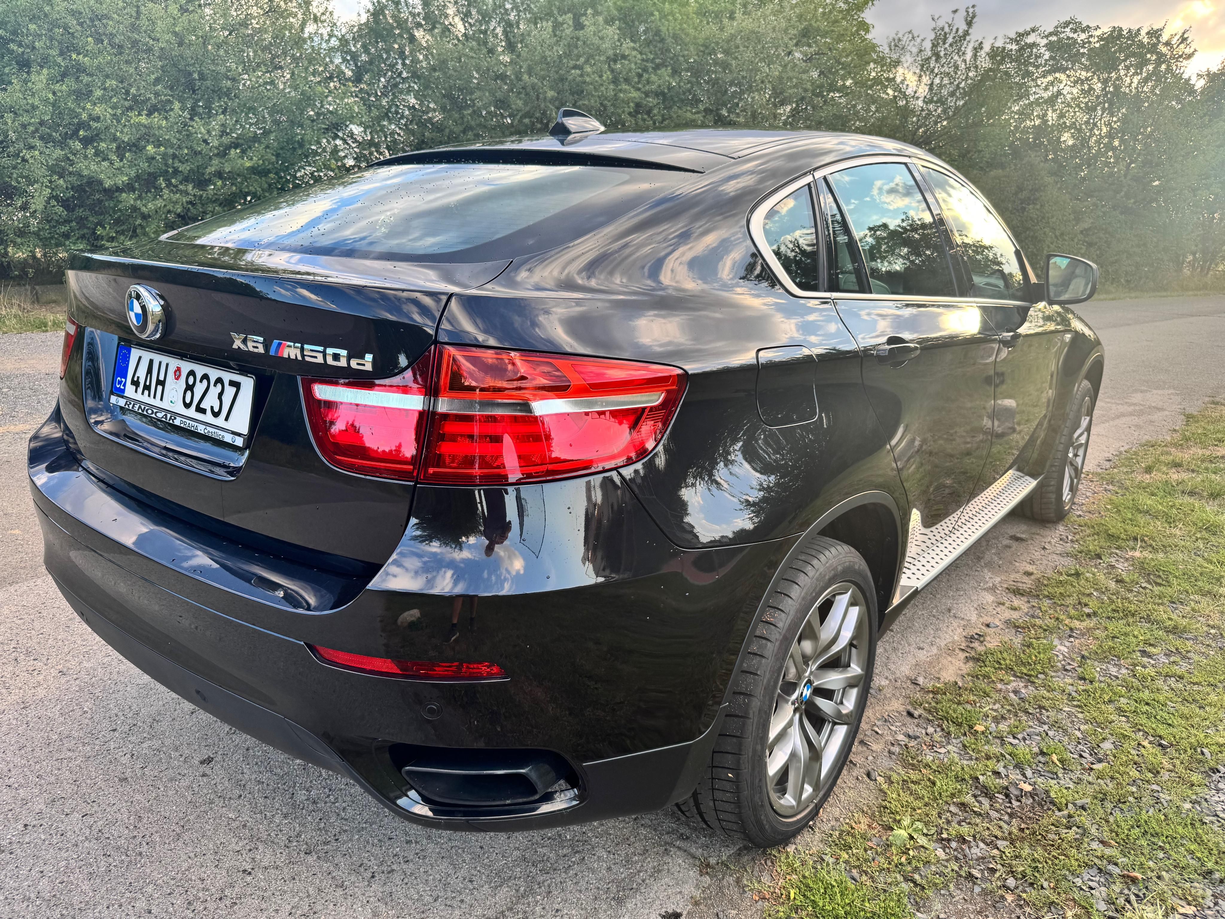BMW X6, M50d - fotka 3