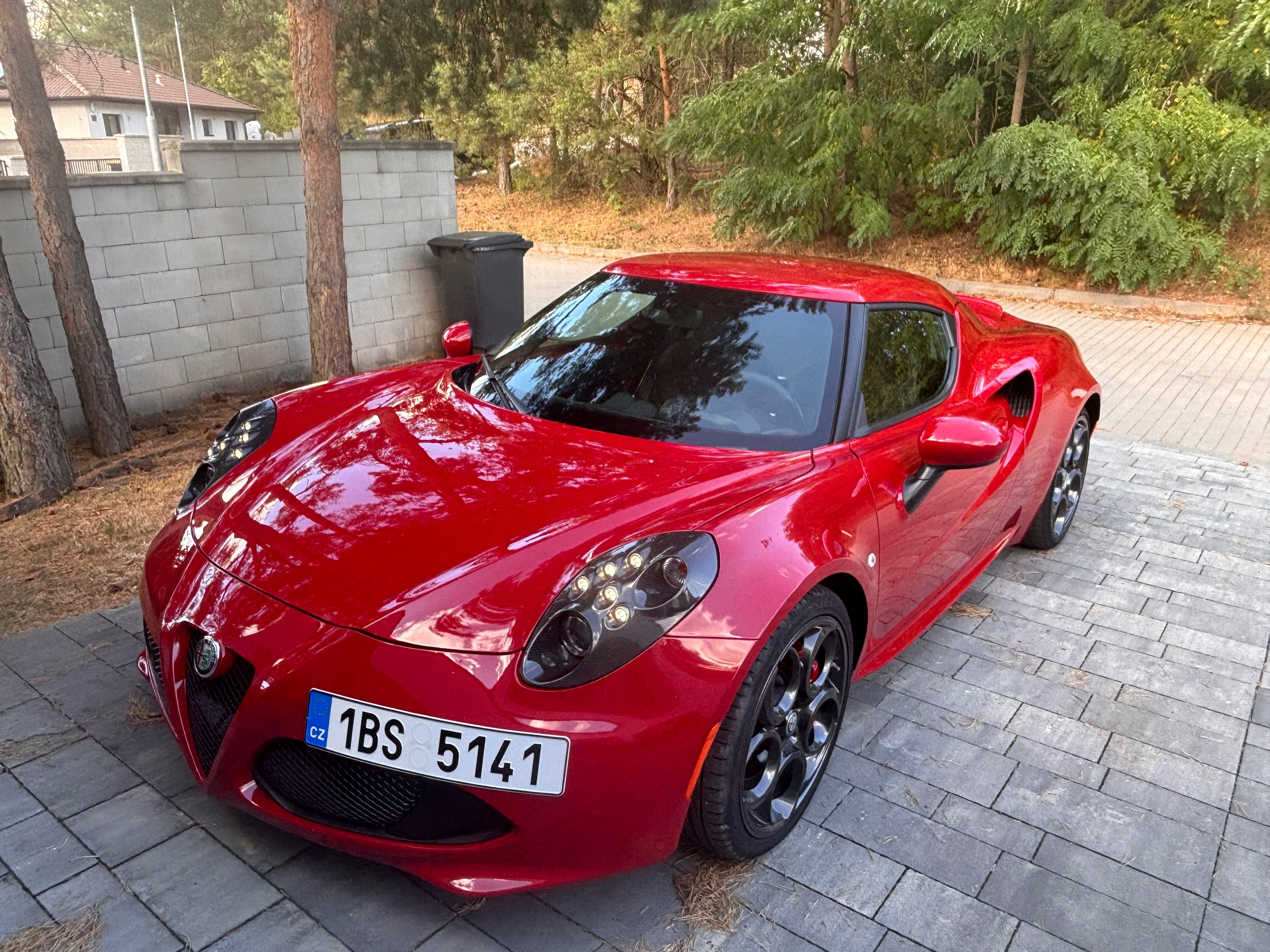 Alfa Romeo 4C