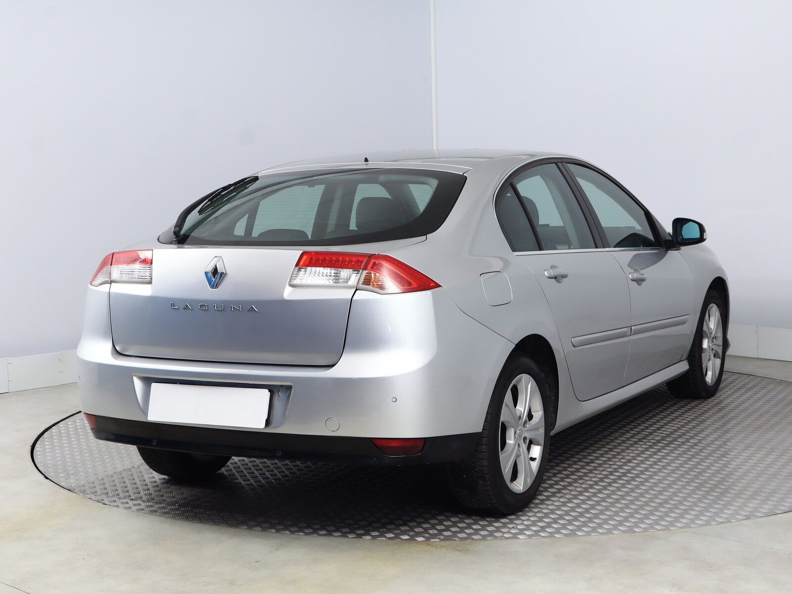 Renault Laguna, 2.0 DCi, Xenony - fotka 5