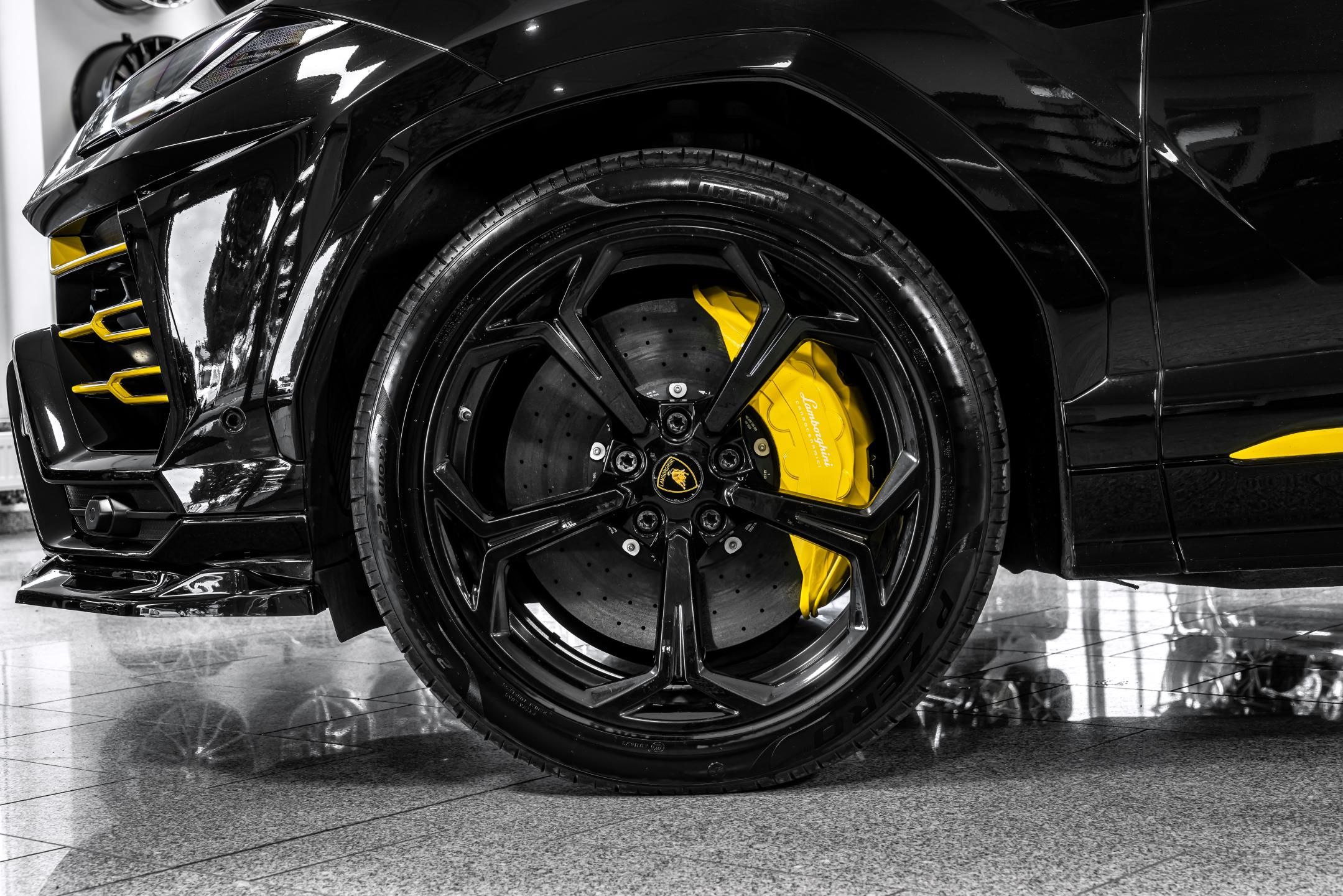 Lamborghini Urus, B&O/360/PANO/KARBON/MASÁŽ/ - fotka 4