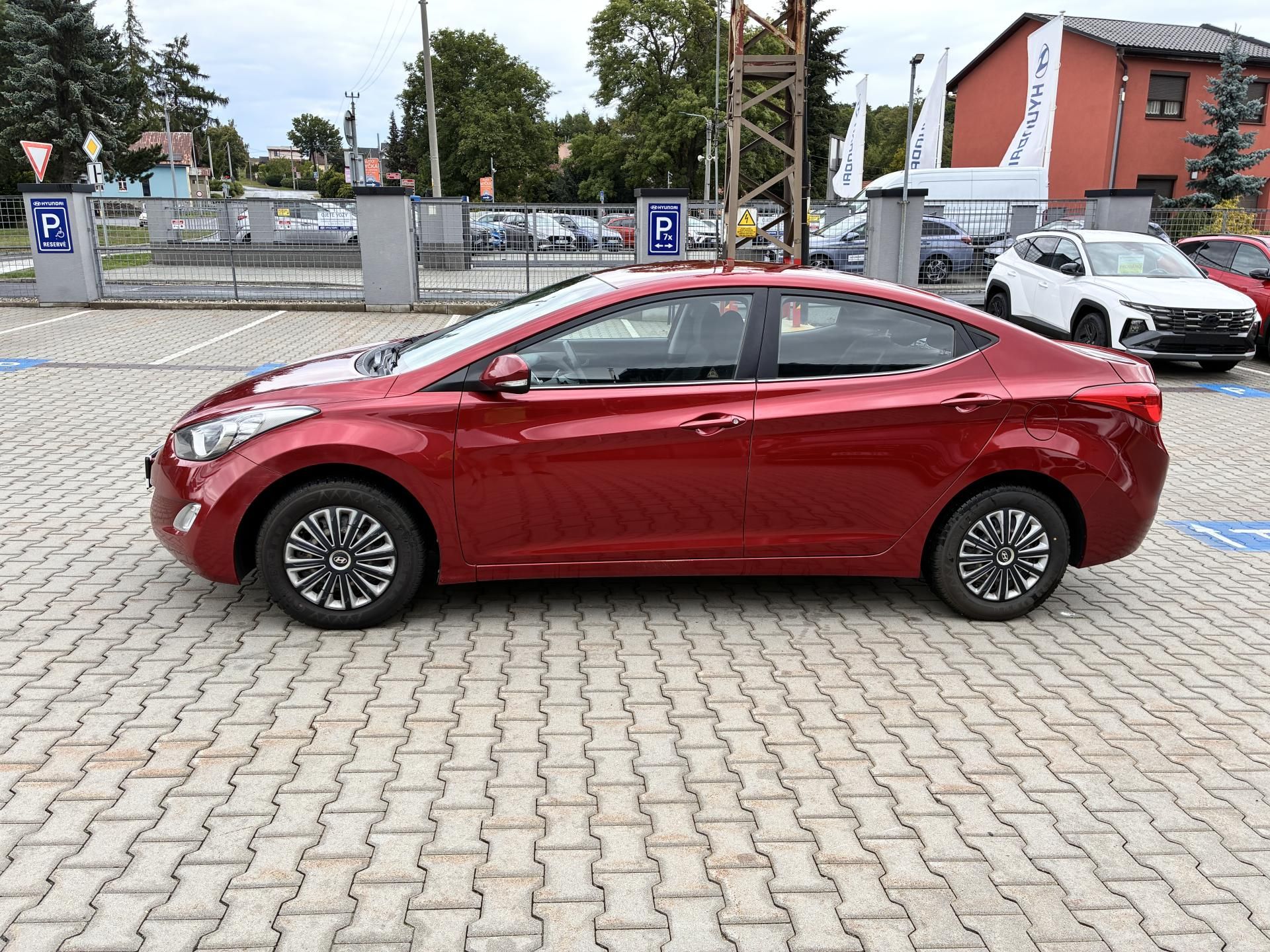 Hyundai Elantra, 1.6i 97kW KLIMA,SERVIS, - fotka 4
