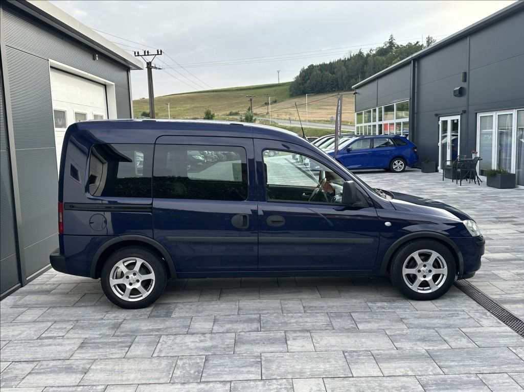 Opel Combo, 1,3 CDTI 75PS  Edition A/T - fotka 6