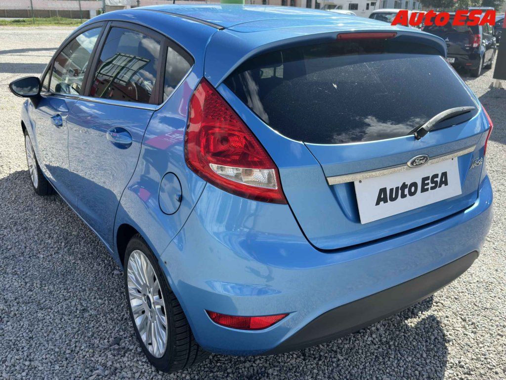 Ford Fiesta, 1.6 TDCI - fotka 6