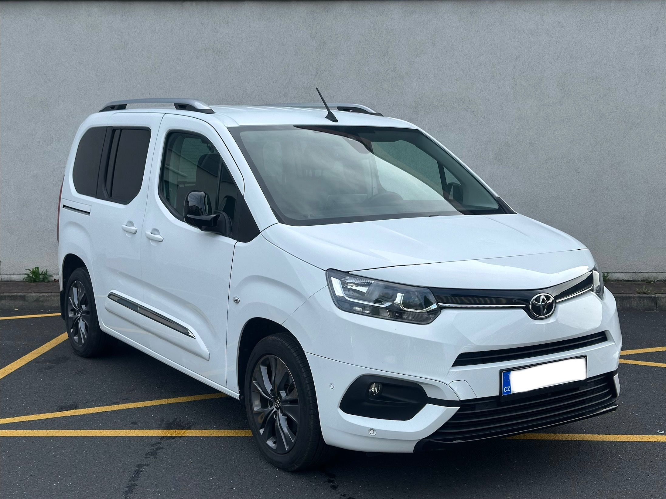 Toyota Proace, 1,5D,tažné,kessy,1.maj.čr,DPH - fotka 2
