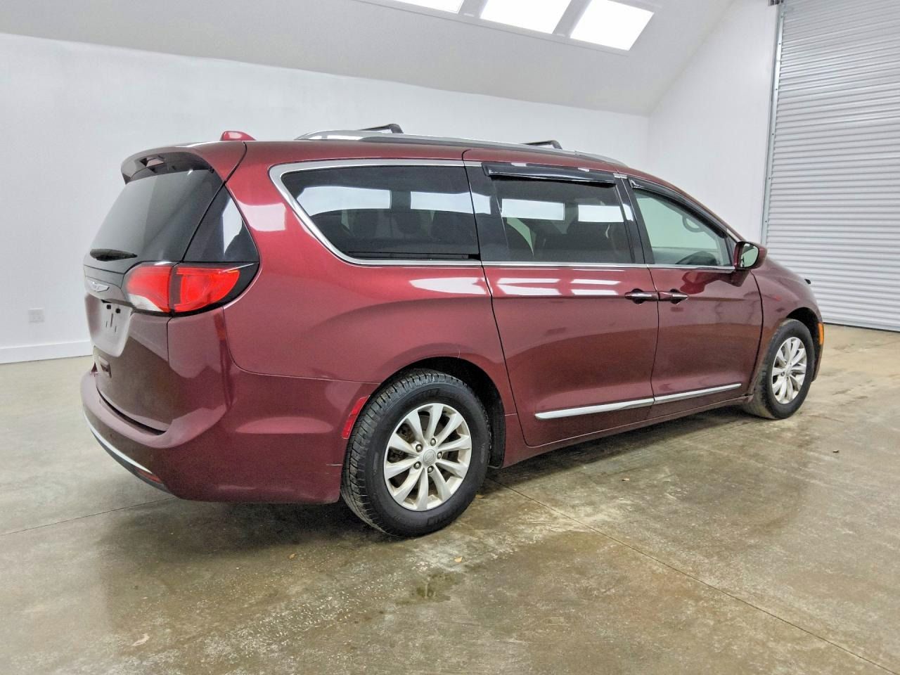Chrysler Pacifica, Auto na cestě - fotka 4