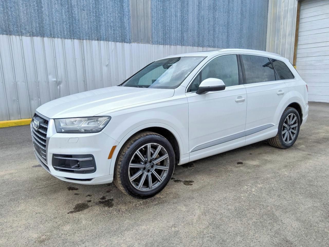 Audi Q7, Auto na cestě