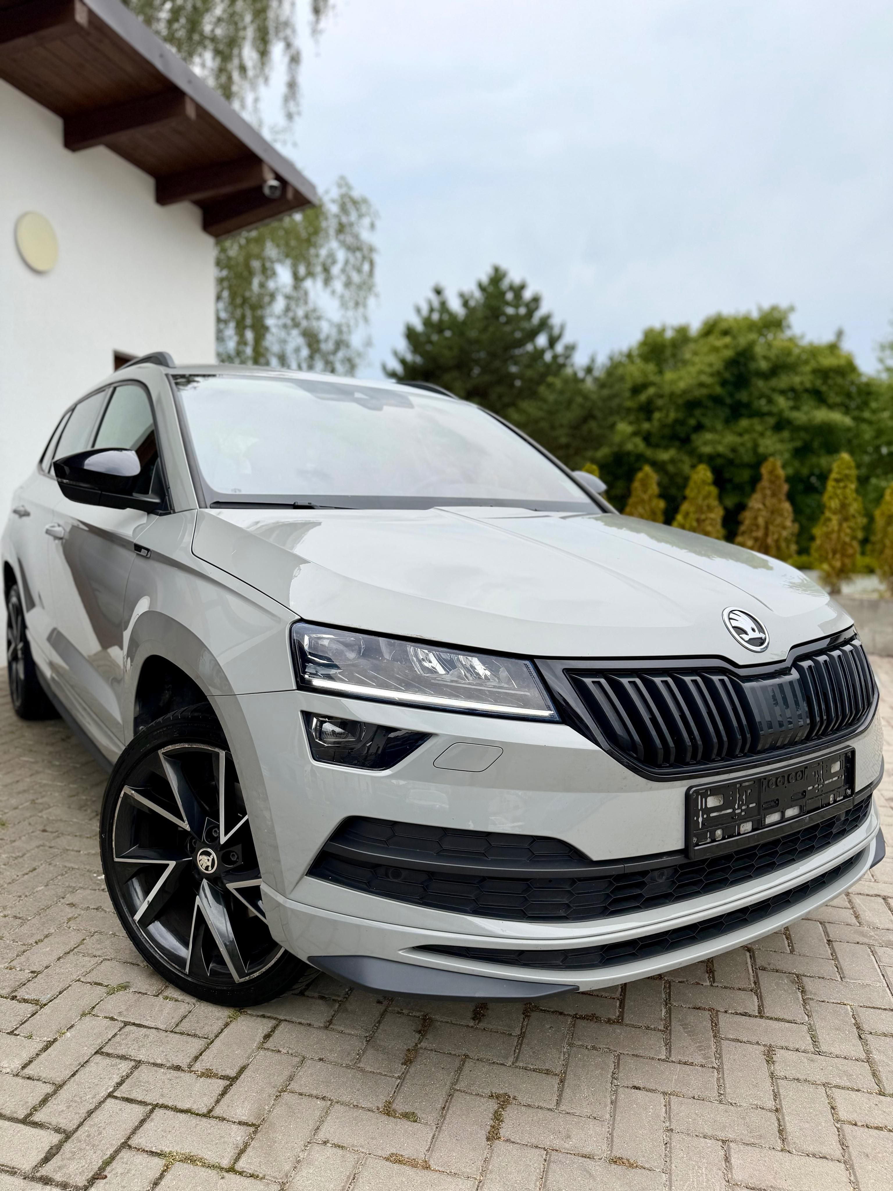 Škoda Karoq, SPORTLINE 1.5 TSI DSG 2021 - fotka 4