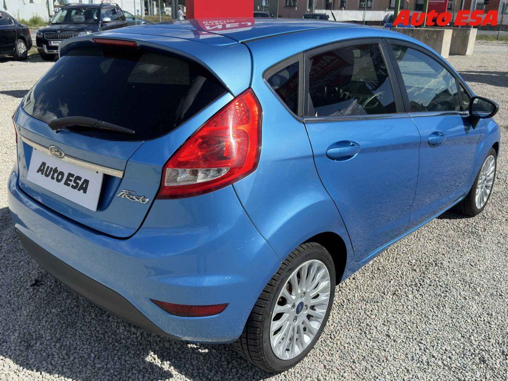 Ford Fiesta, 1.6 TDCI - fotka 4